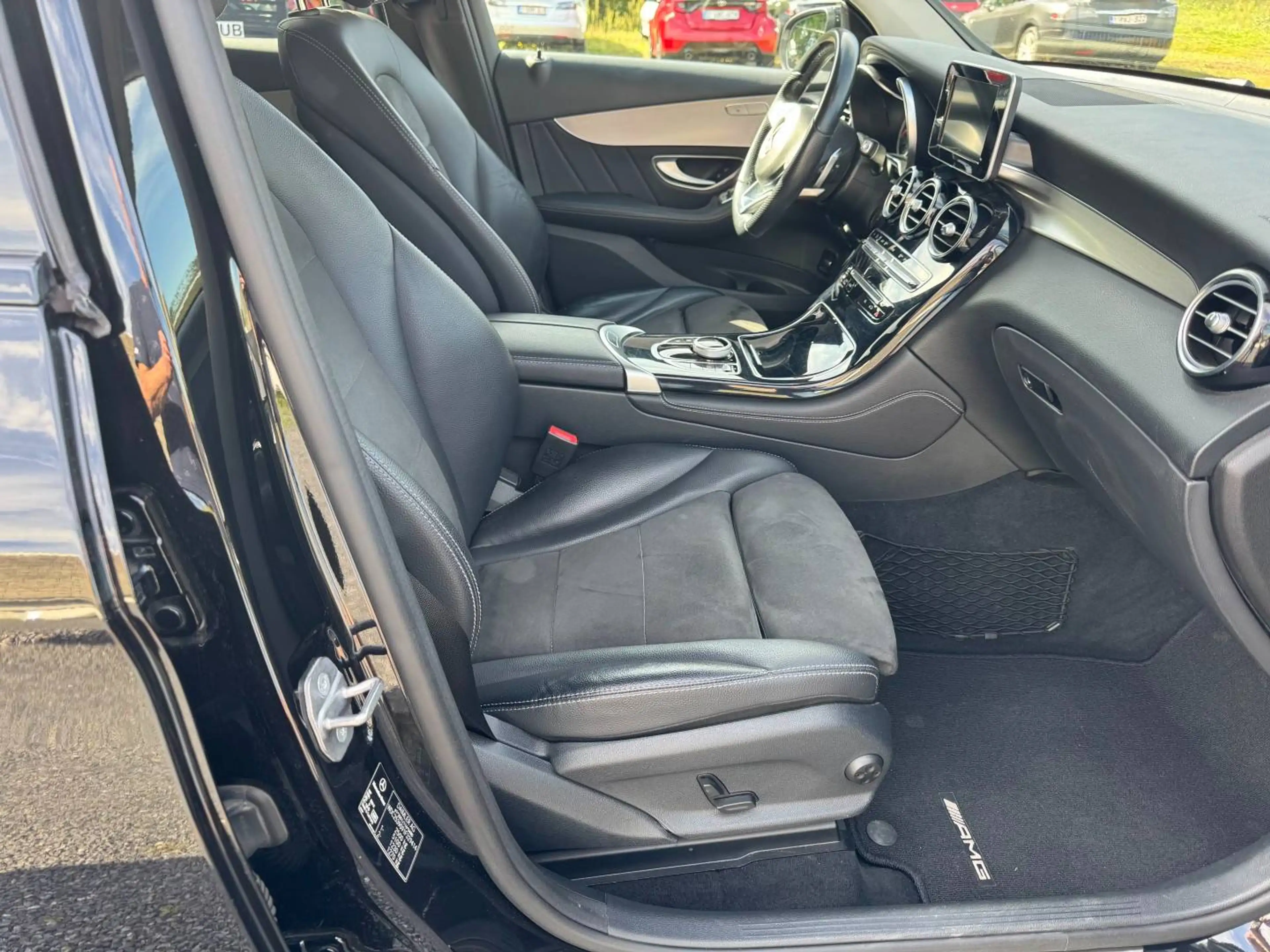 Mercedes-Benz GLC 250 GLC 250 d 4-Matic — photo 7