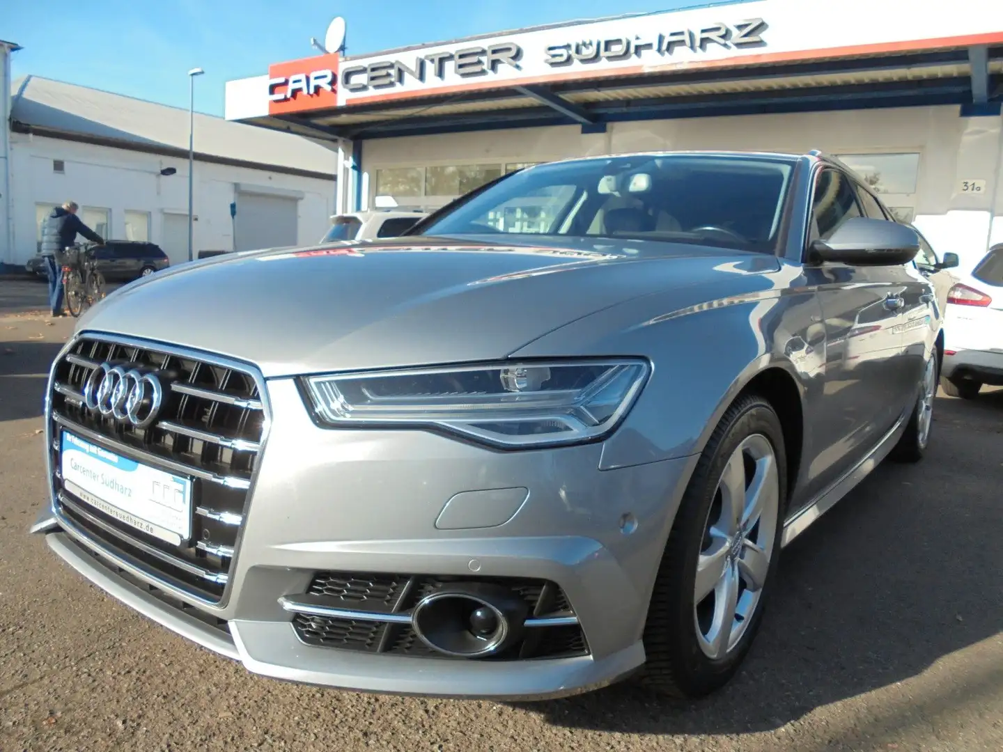 Audi A6 Avant 3.0 TDI S-line clean diesel quattro Grau - 1