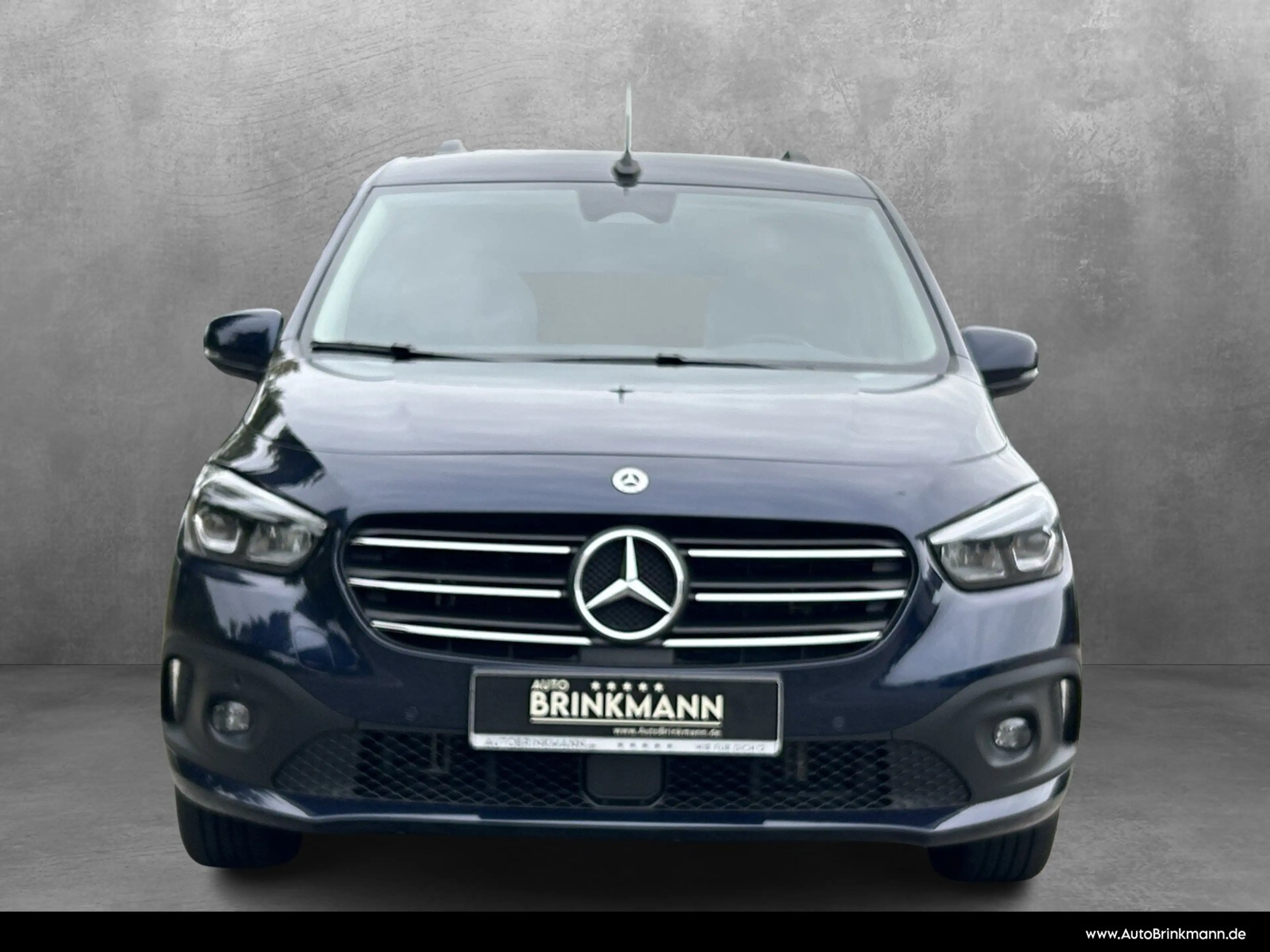 Mercedes-Benz T-Class T 180 d Progressive standard Edition/Kamera/MBUX — photo 2