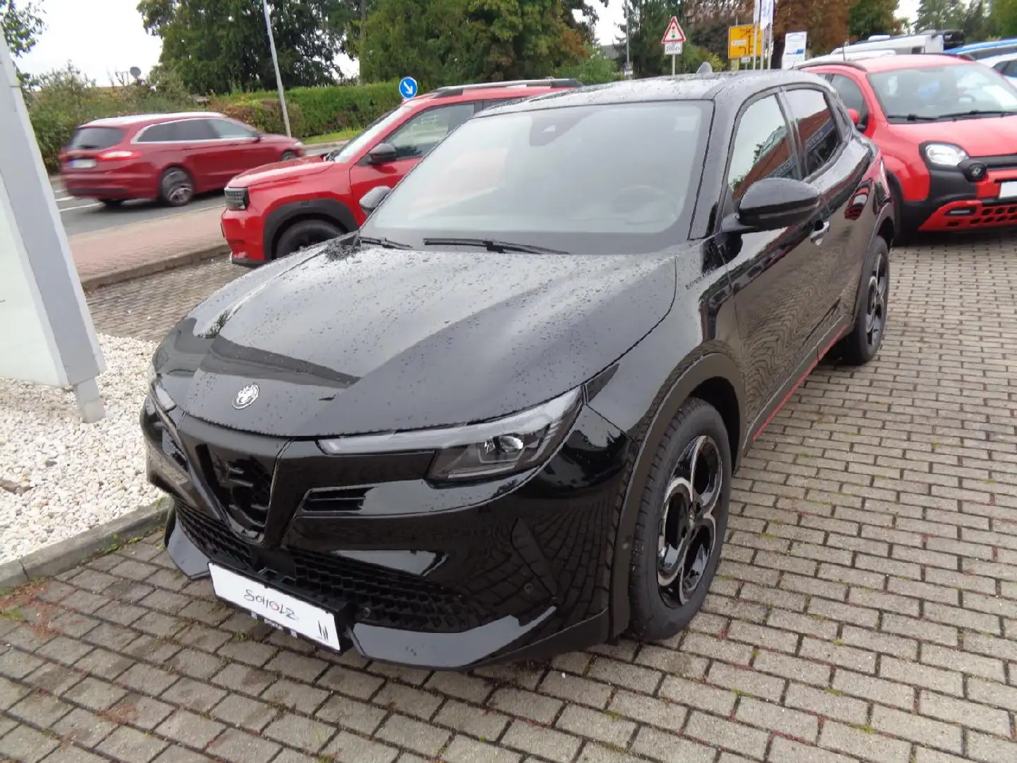 Alfa Romeo Junior Ibrida 1.2 VGT 48V-Hybrid  Speciale Noir - 1