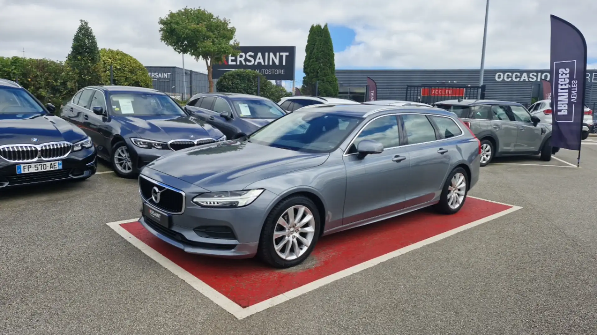 Volvo V90 D4 190 CH ADBLUE GEARTRONIC 8 MOMENTUM - 1