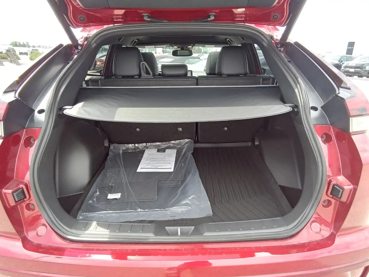 Mitsubishi Eclipse Cross снимка Mitsubishi Eclipse Cross