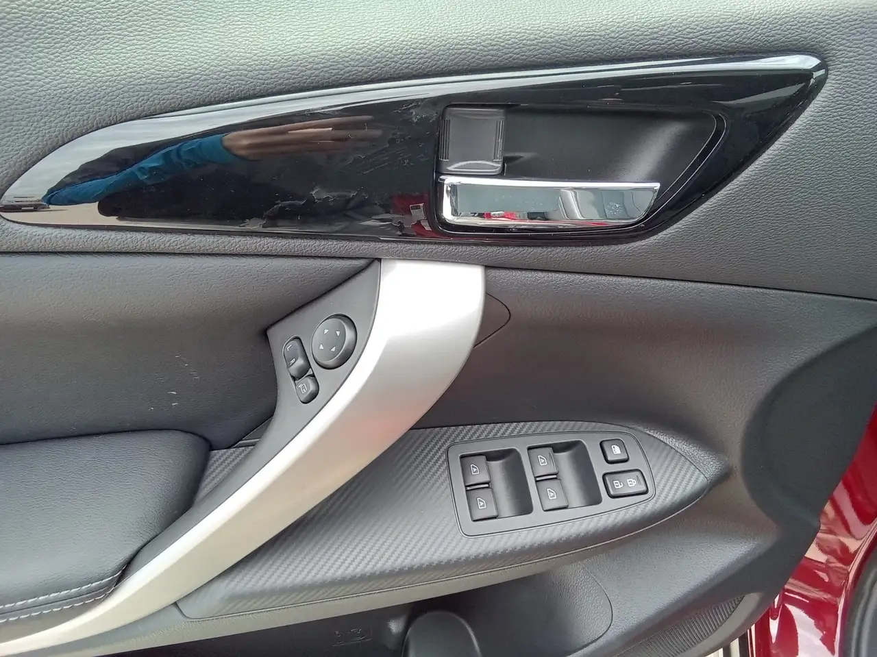 Mitsubishi Eclipse Cross снимка Mitsubishi Eclipse Cross
