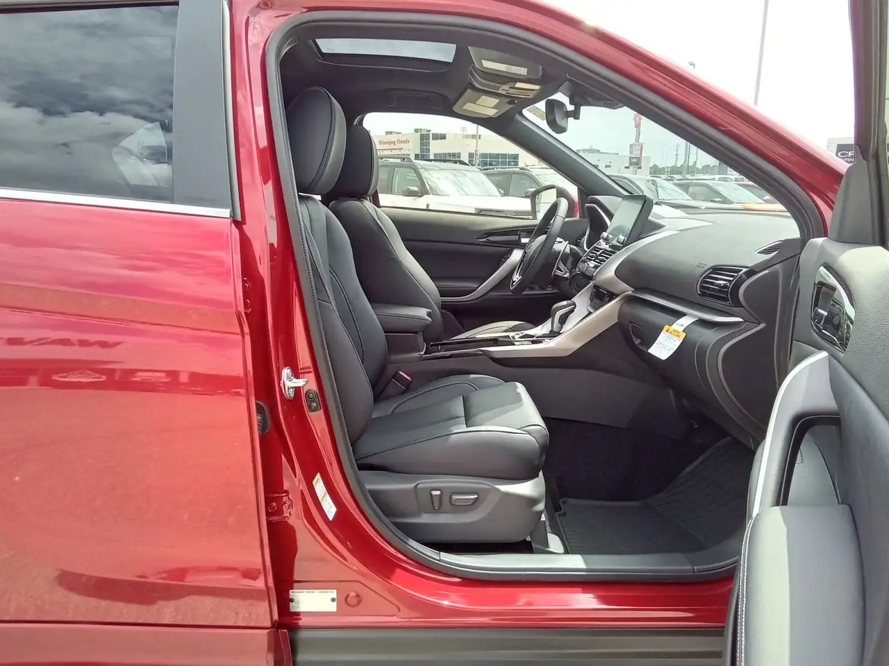 Mitsubishi Eclipse Cross снимка Mitsubishi Eclipse Cross