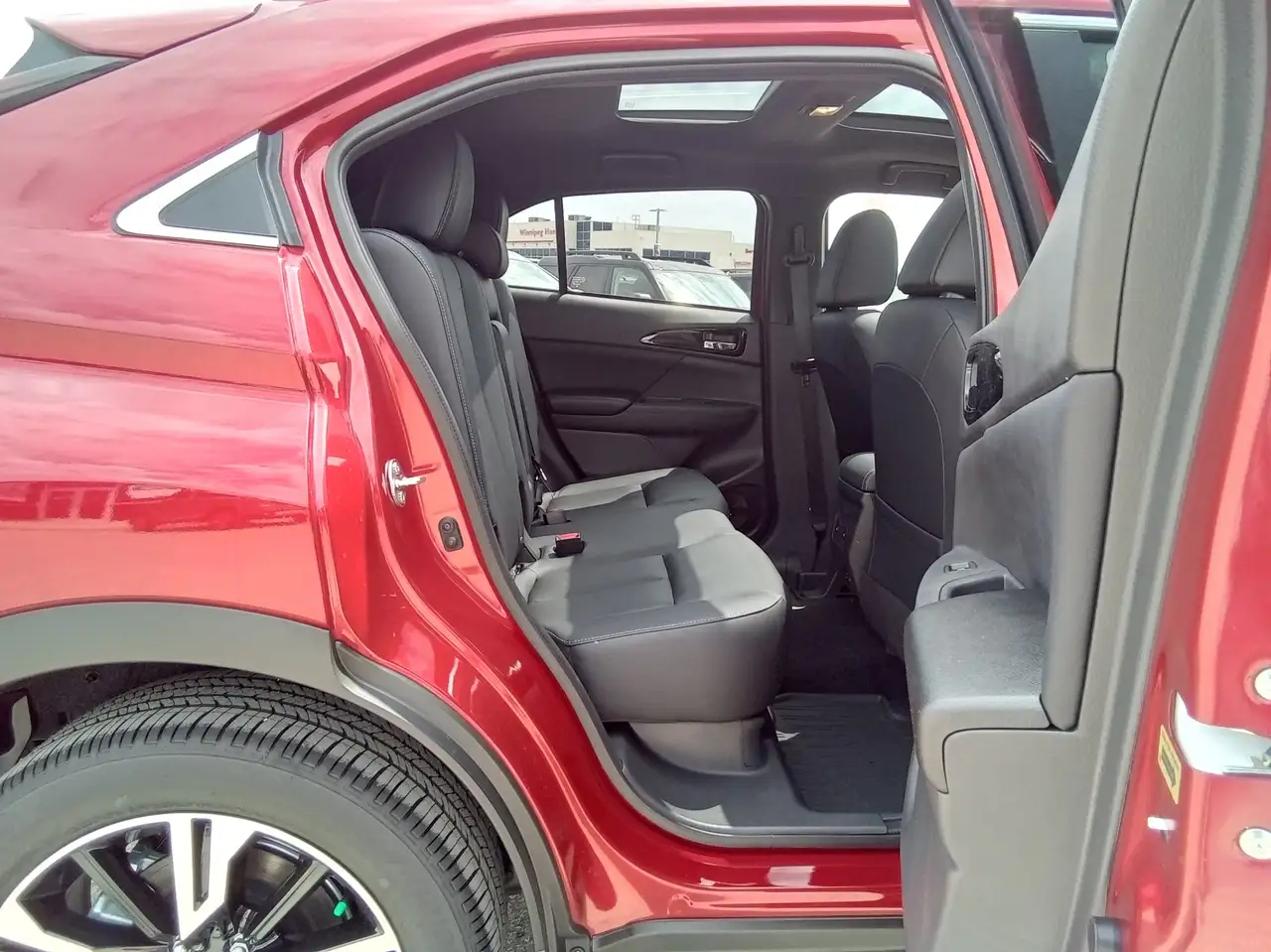 Mitsubishi Eclipse Cross снимка Mitsubishi Eclipse Cross