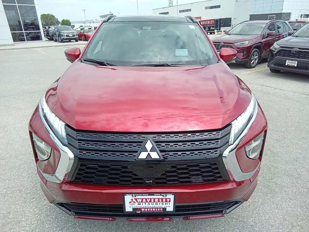 Mitsubishi Eclipse Cross снимка Mitsubishi Eclipse Cross