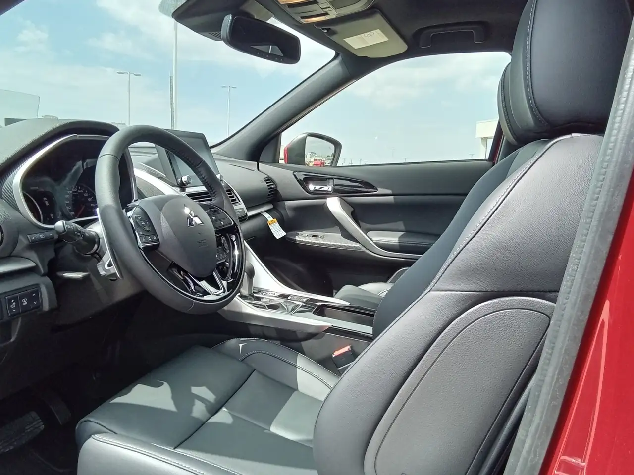 Mitsubishi Eclipse Cross снимка Mitsubishi Eclipse Cross