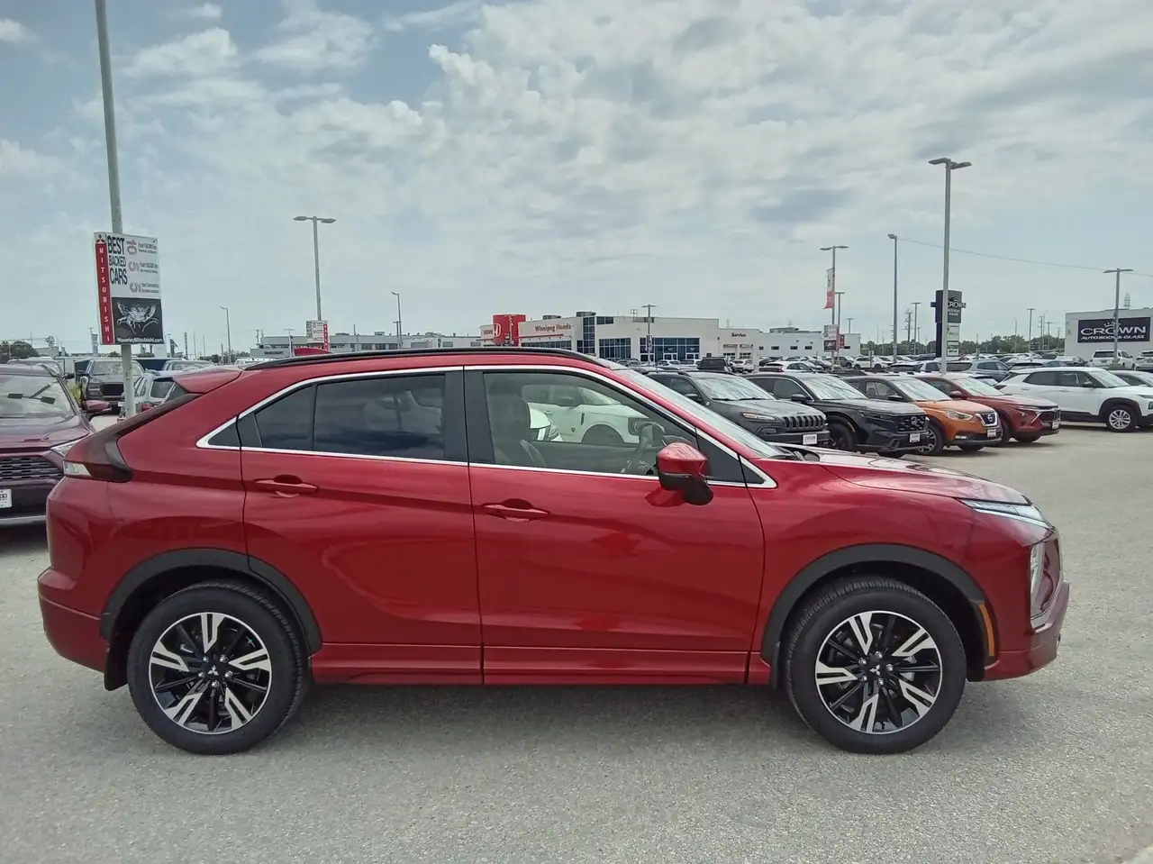 Mitsubishi Eclipse Cross снимка Mitsubishi Eclipse Cross