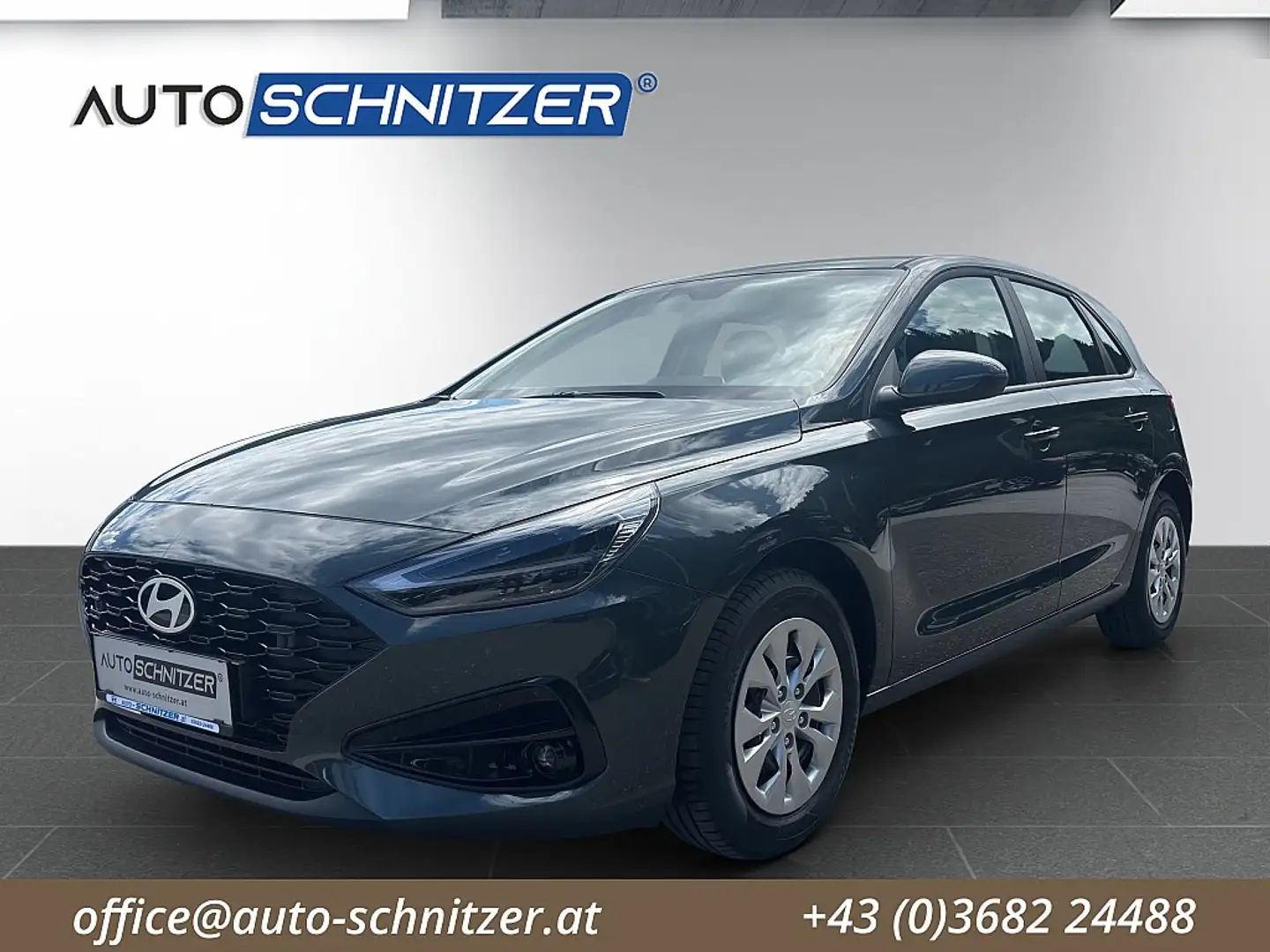 Hyundai i30 1,5 DPI Smart Line Vert - 1
