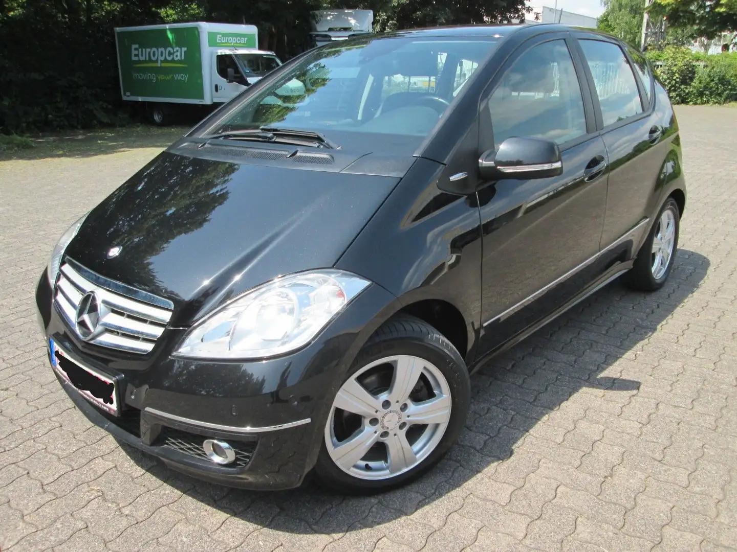 Mercedes-Benz A 180 AVANTGARDE ,Automatik,AHK,PDC ,Scheckheft Schwarz - 1