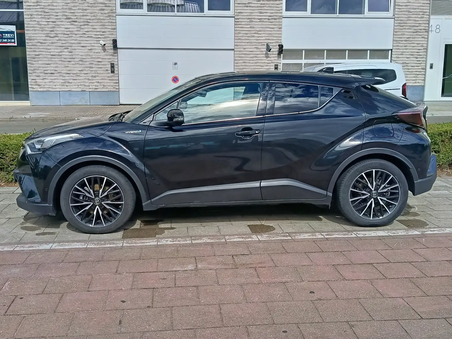 Toyota C-HR C-HR Hybrid 1.8i VVT-i C-Hic E-CVT(EU6.2) Noir - 2