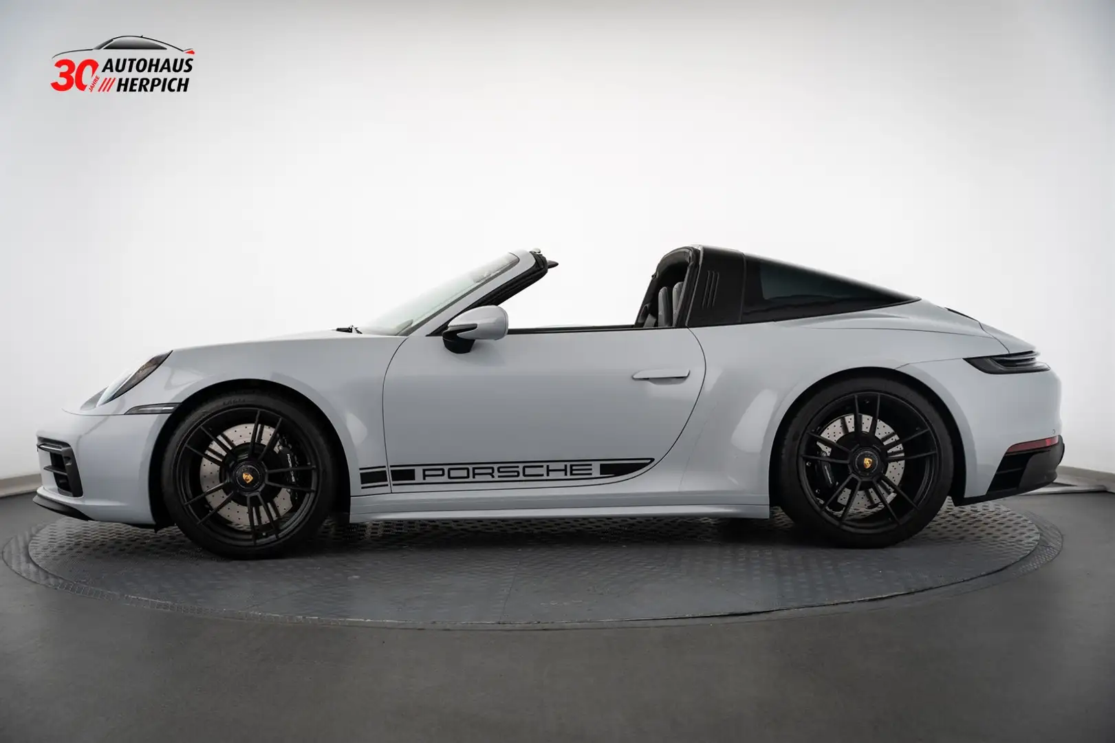Porsche 992 Targa 4 GTS Eisgrau Hinterachslenkung BOSE Gris - 2