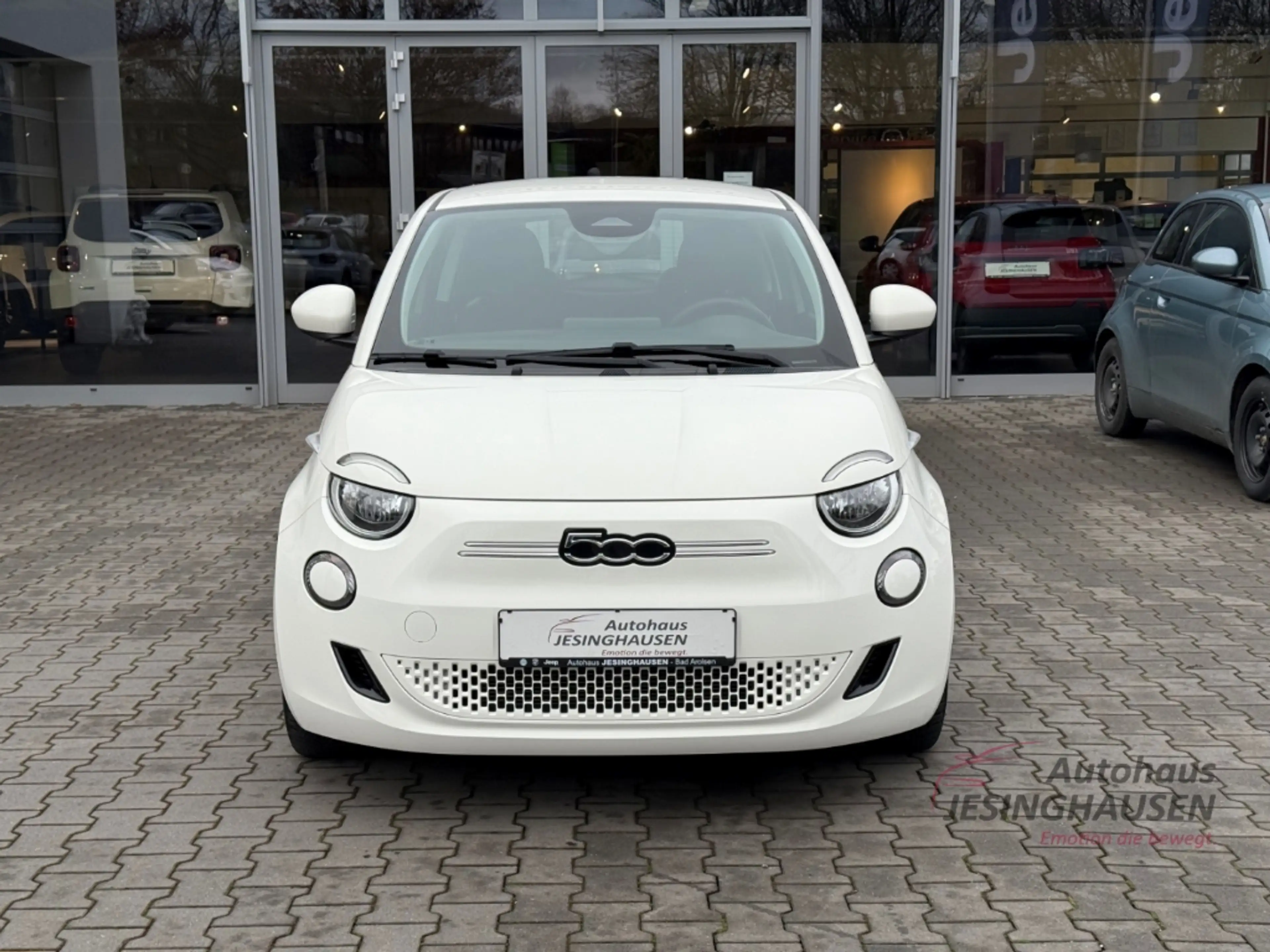 Fiat 500e 3+1 ZUSATZTÜR +Klimaaut.+Keyless+Tempomat+Schilder — photo 2
