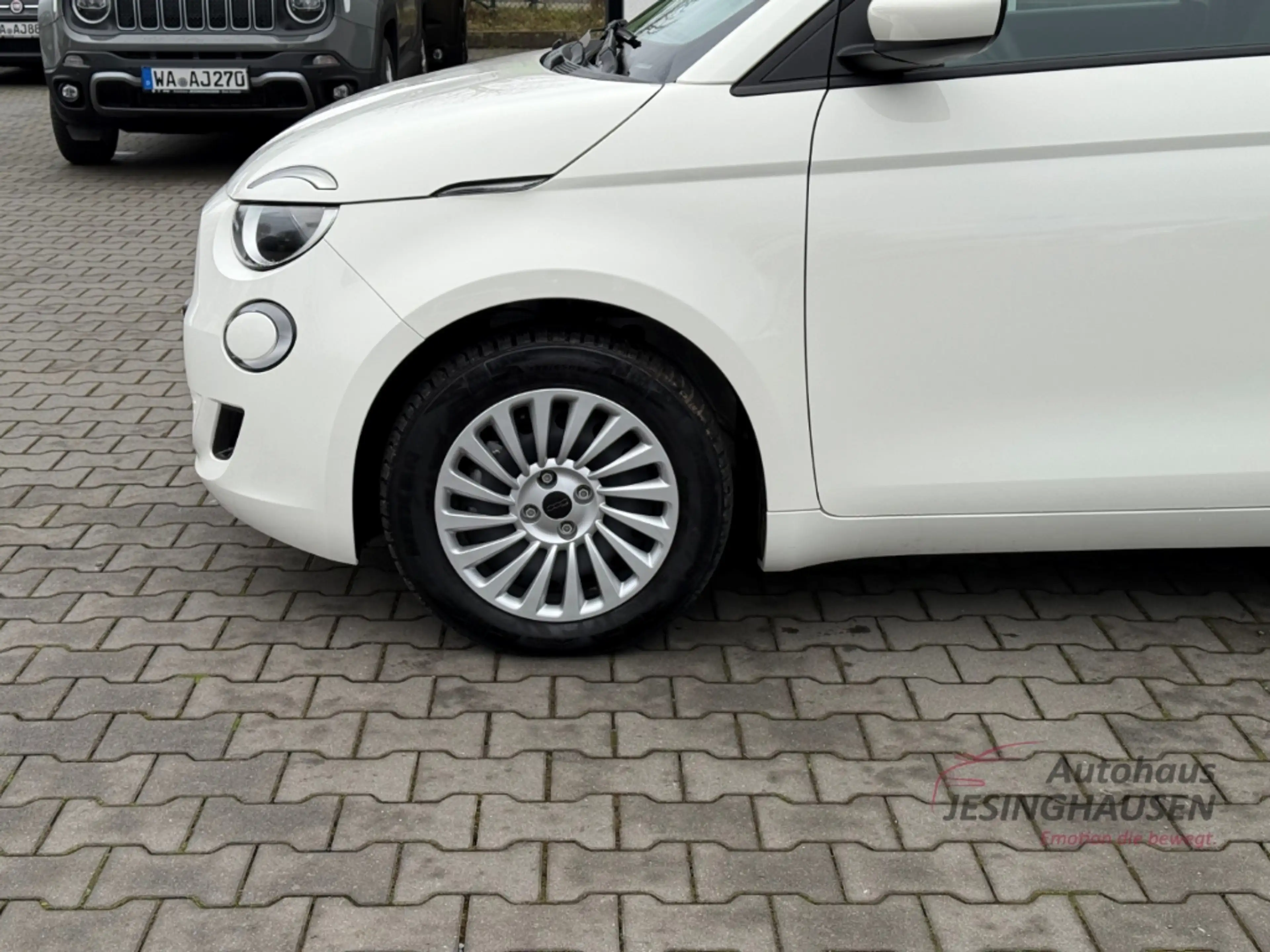 Fiat 500e 3+1 ZUSATZTÜR +Klimaaut.+Keyless+Tempomat+Schilder — photo 10