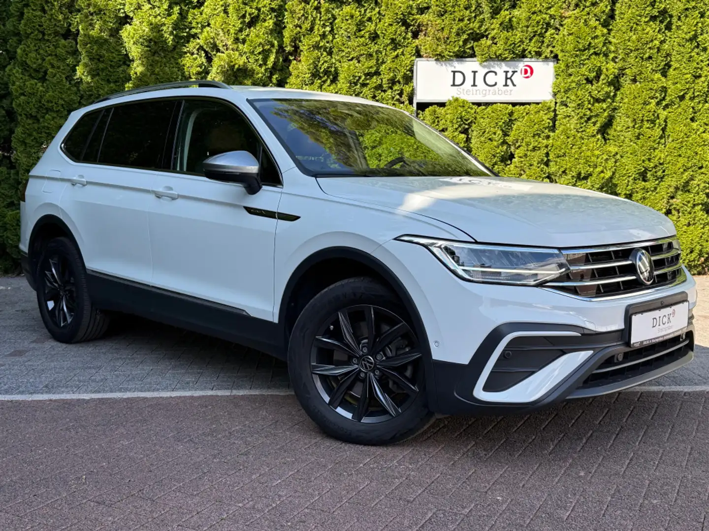 Volkswagen Tiguan Allspace 2.0TDI DSG R-Line 4M LED+ACC+HUD Wit - 1