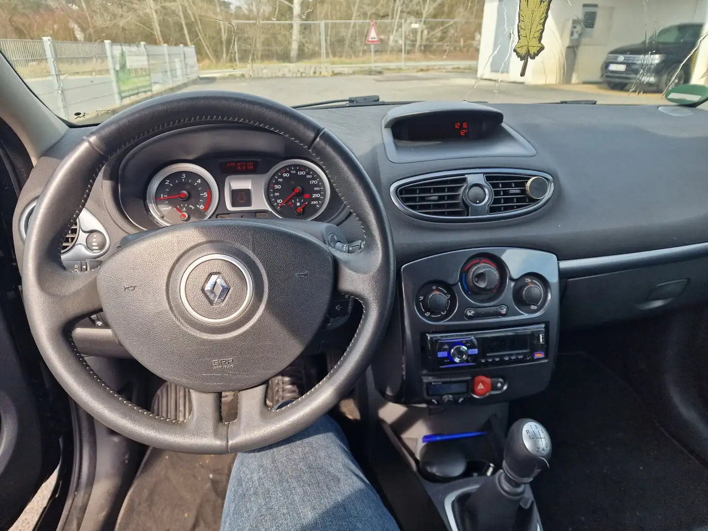 Renault Clio 1.5 dCi ESP Edition Dynamique - 2