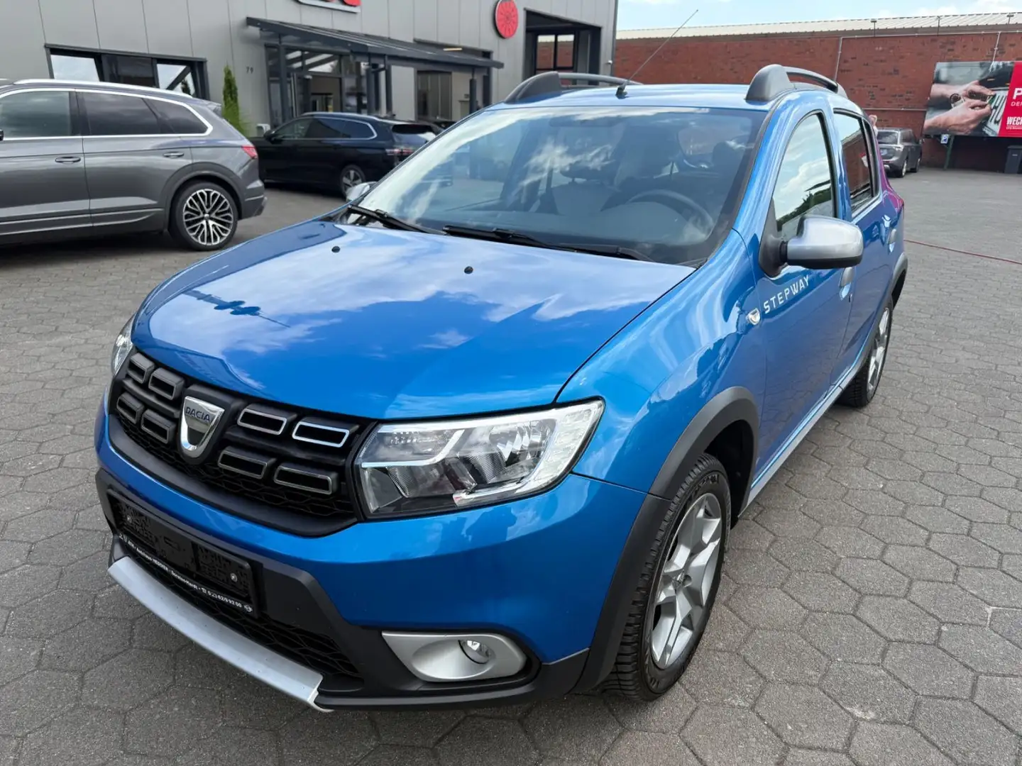 Dacia Sandero II Stepway Prestige*Navi*Automatik*GARANTIE* Blau - 2