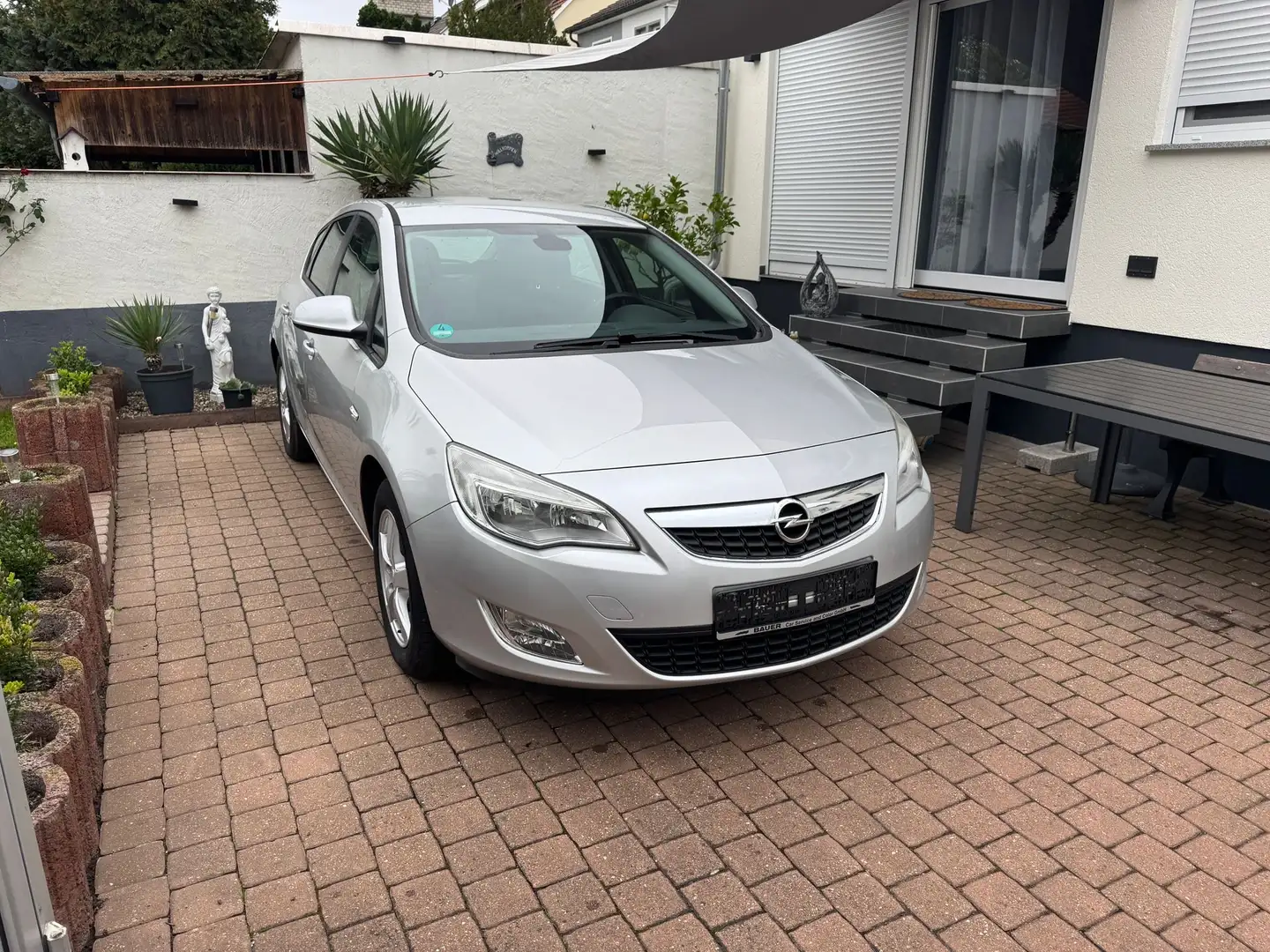Opel Astra 1.4  Tüv/Neu Oct.2027 Silber - 2