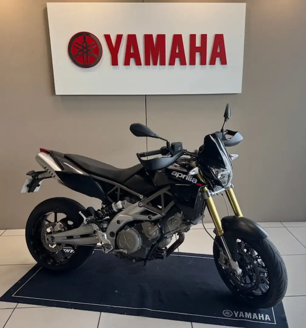 Aprilia Dorsoduro Zwart - 1