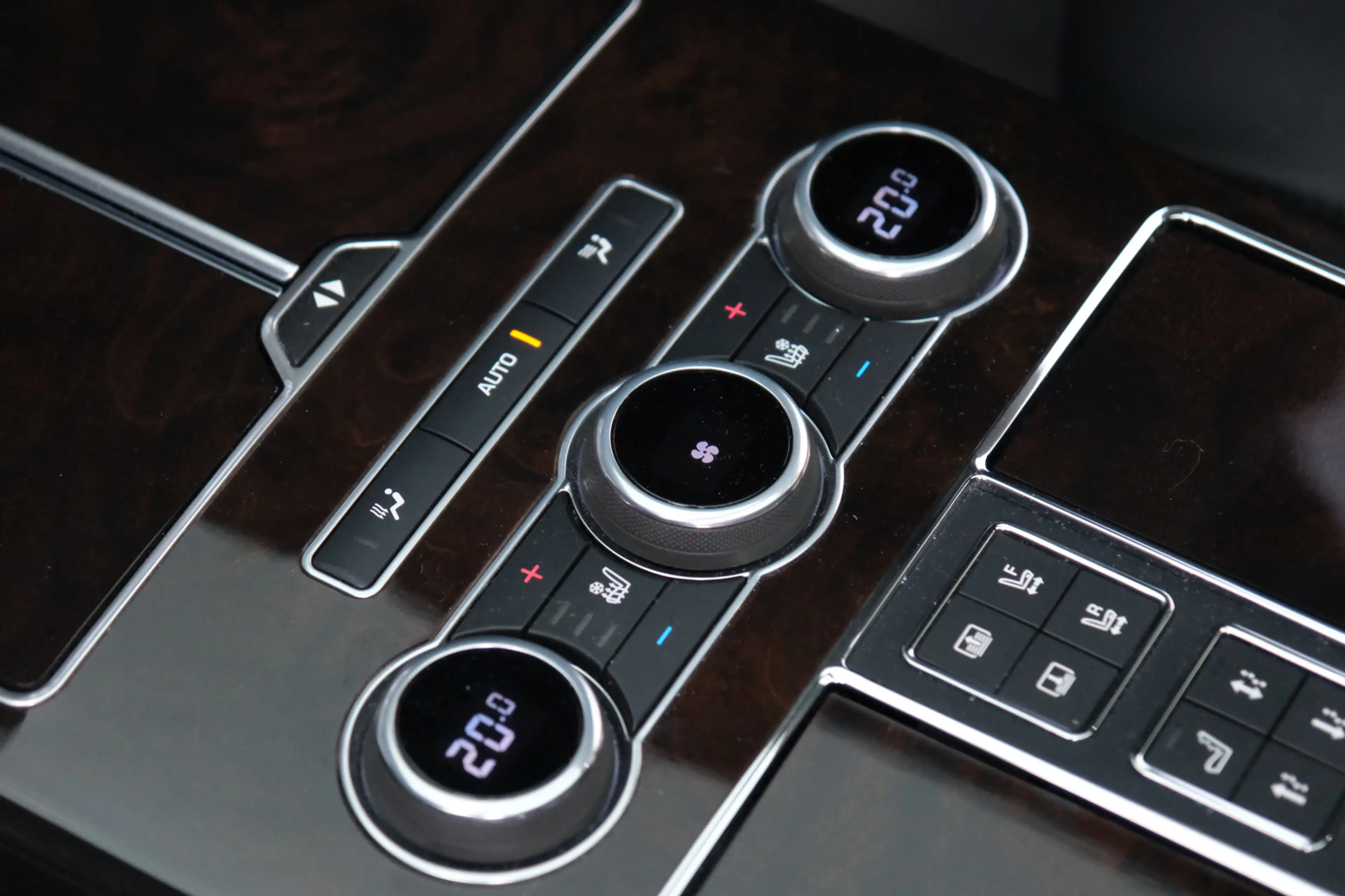 Land Rover Range Rover 5.0 V8 551PK SV Autobiography | Special Edition Pa — photo 42