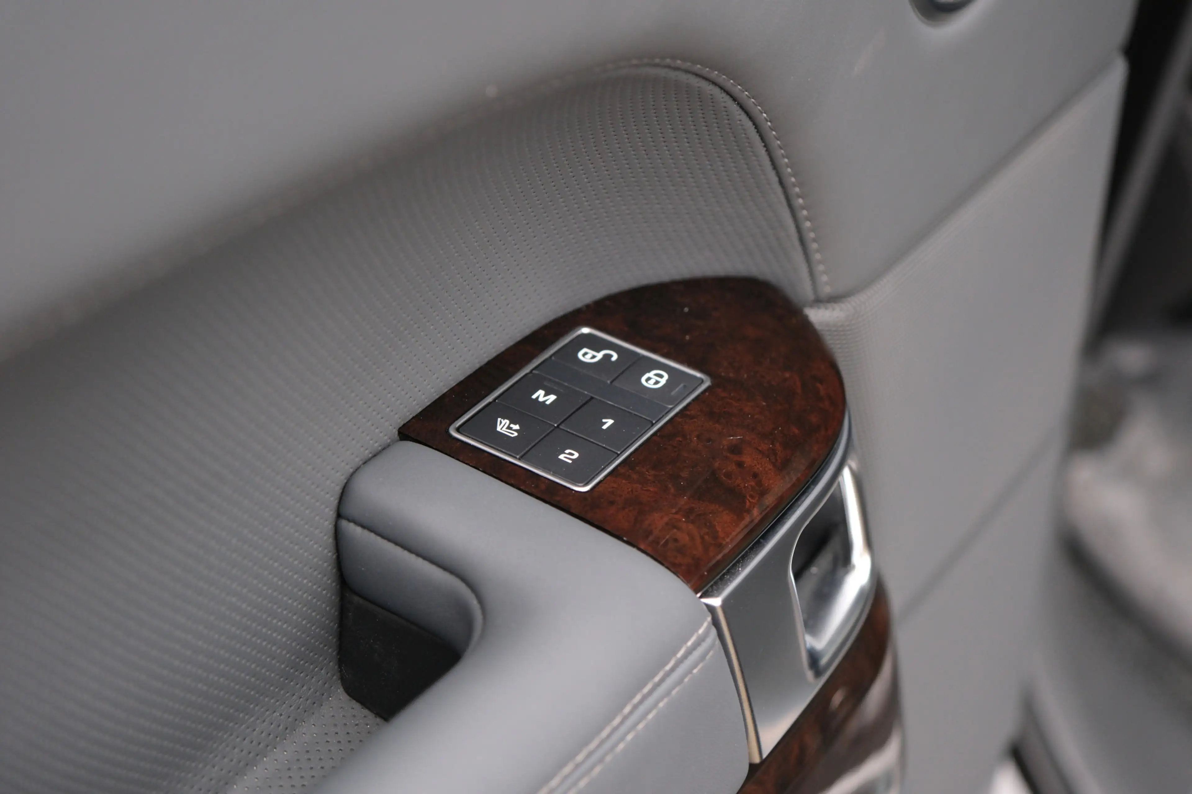 Land Rover Range Rover 5.0 V8 551PK SV Autobiography | Special Edition Pa — photo 37