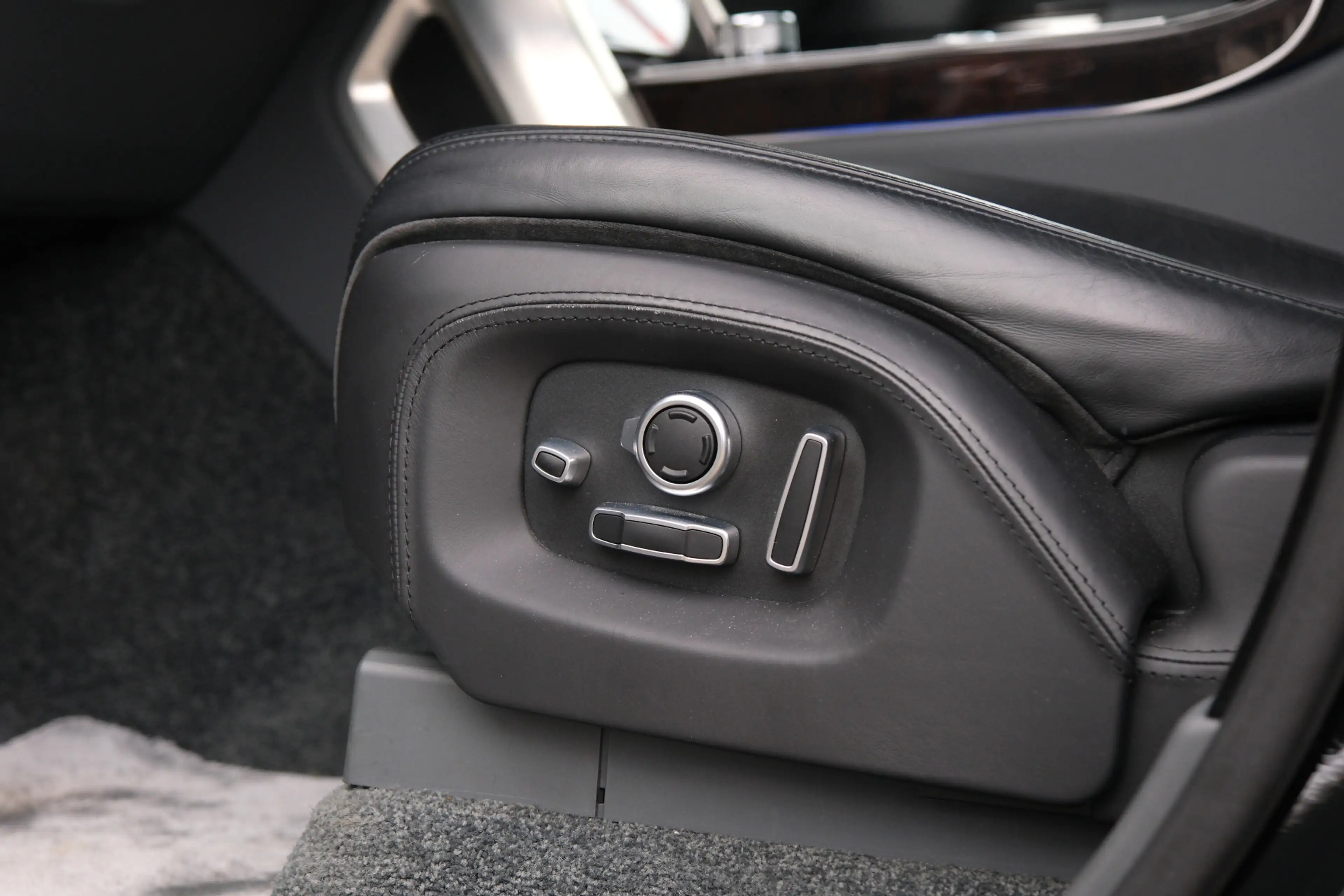 Land Rover Range Rover 5.0 V8 551PK SV Autobiography | Special Edition Pa — photo 23
