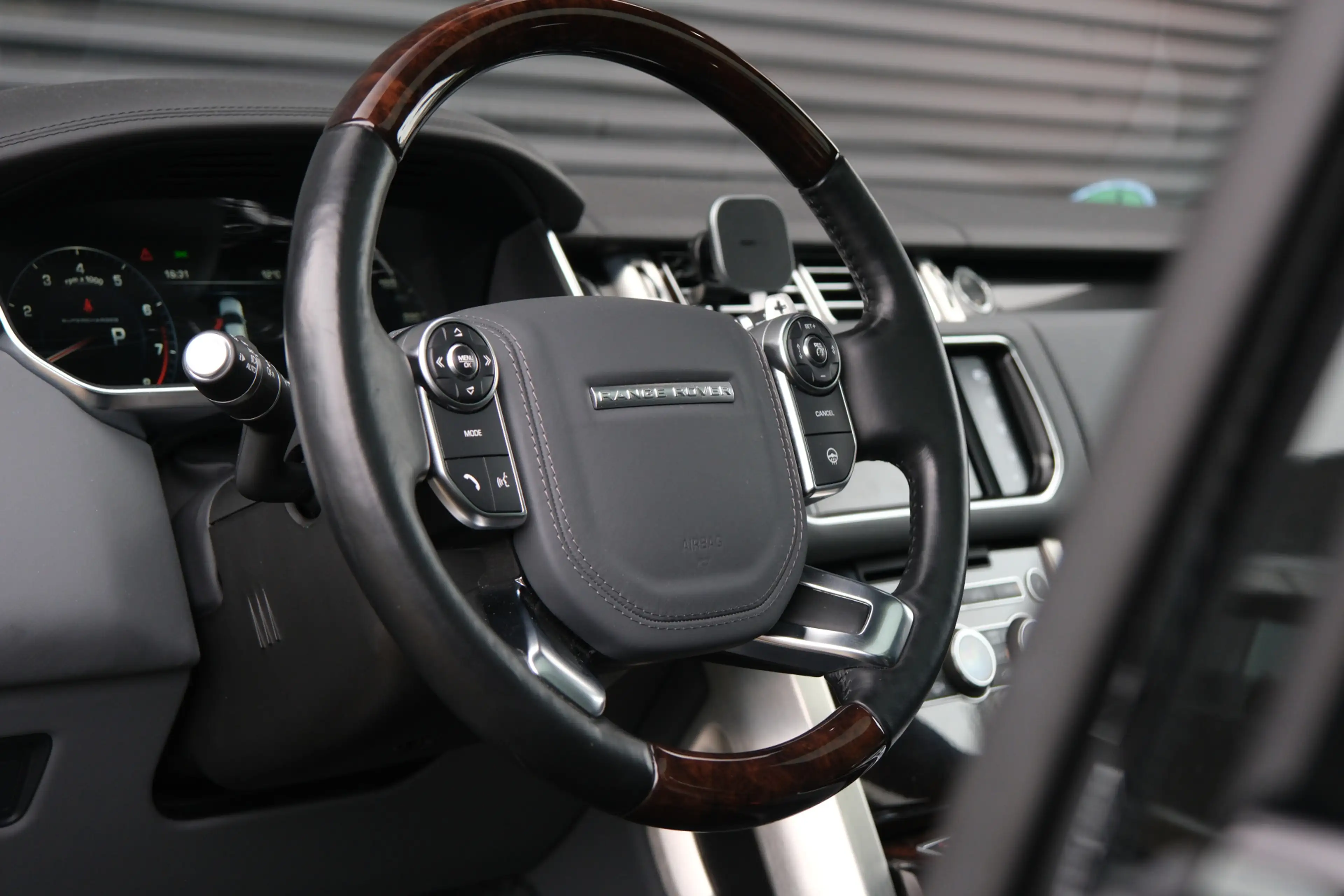 Land Rover Range Rover 5.0 V8 551PK SV Autobiography | Special Edition Pa — photo 26