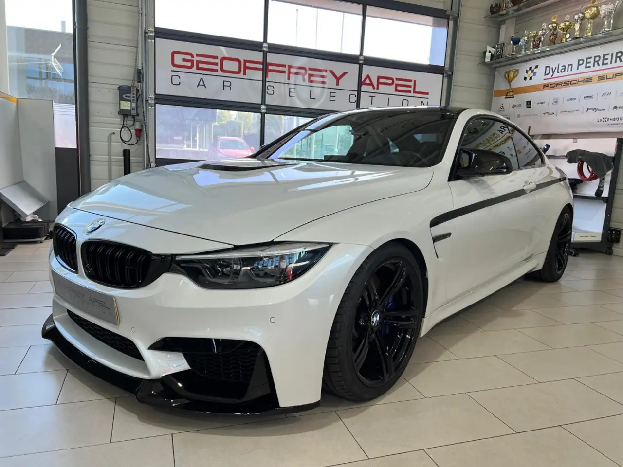 BMW M4