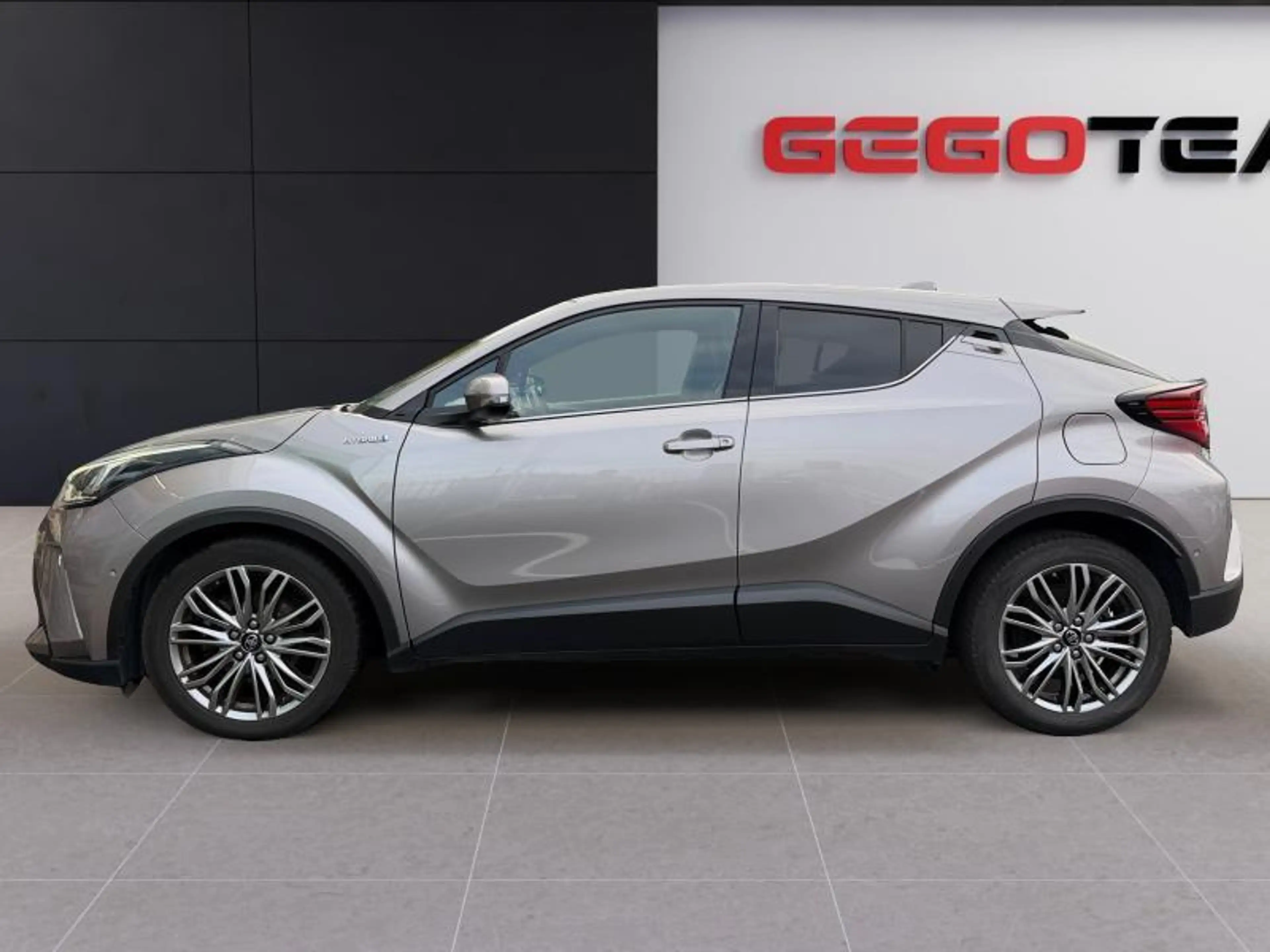 Toyota C-HR C-HIC Mono-Tone — photo 3