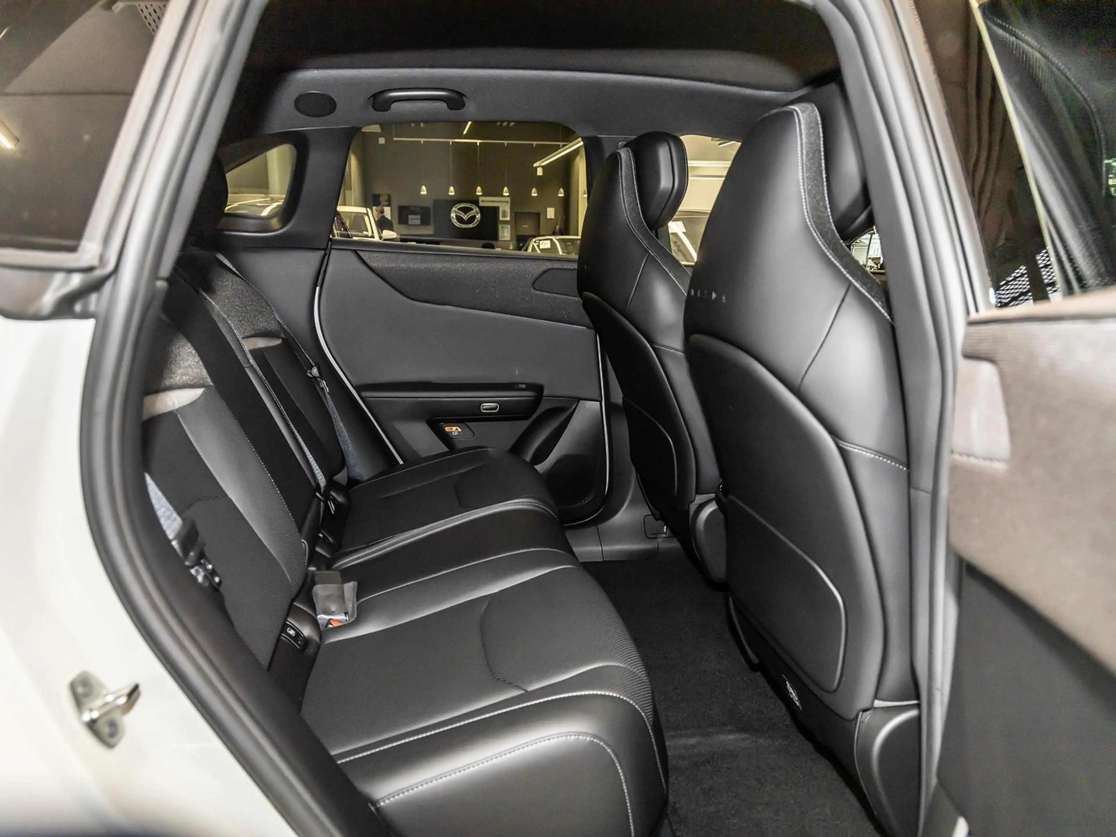 Mazda CX-6e 5WGN EV 258ps 1AT RWD Takumi NAVI SHZ BT — photo 7