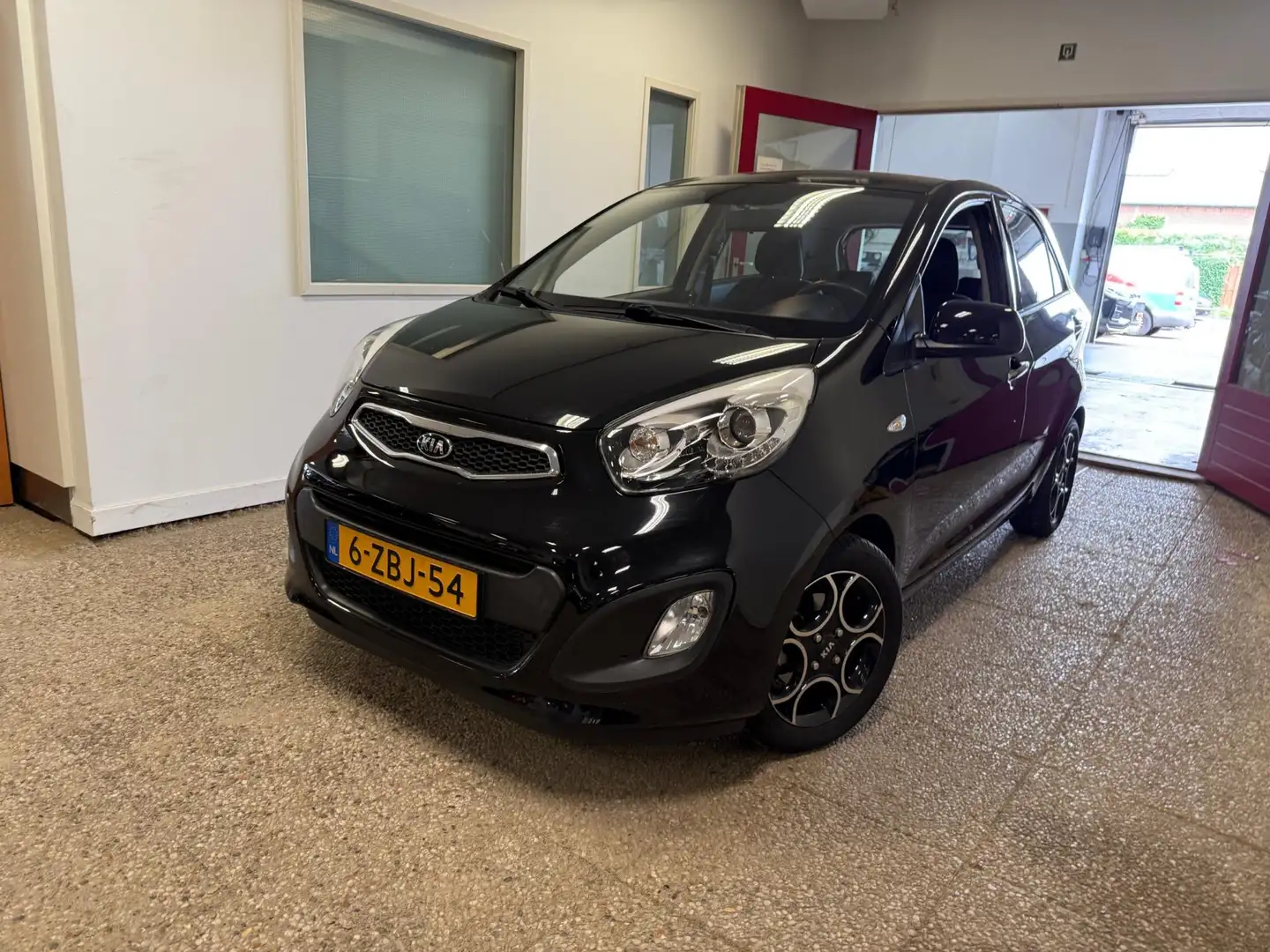 Kia Picanto 1.0 CVVT BusinessLine Navigator | All season bande Zwart - 1