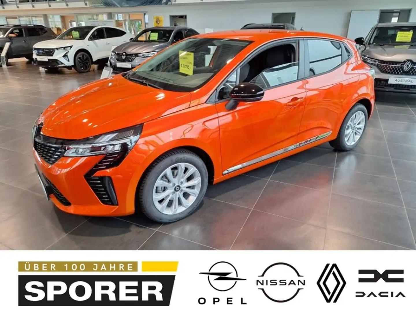 Renault Clio TCe 90 CVT EVOLUTION (RJA) Orange - 1