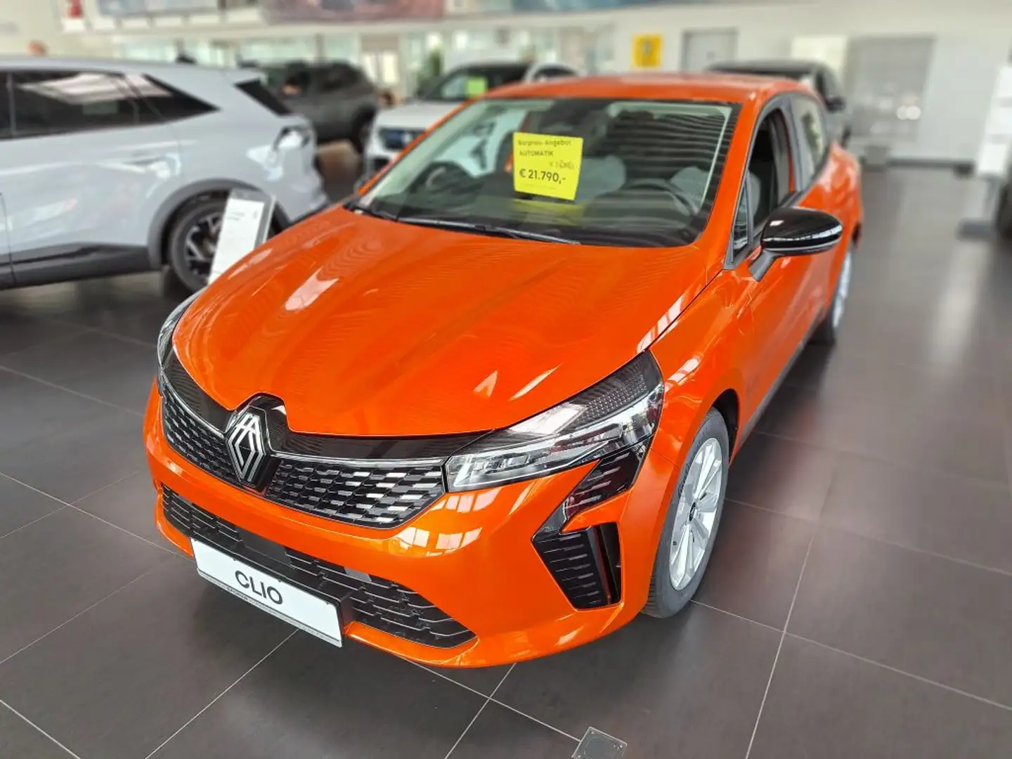 Renault Clio TCe 90 CVT EVOLUTION (RJA) Orange - 2