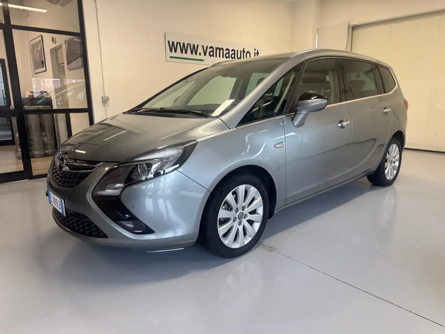 Opel Zafira Tourer 1.6 T EcoM 150CV Cosmo Grijs - 1