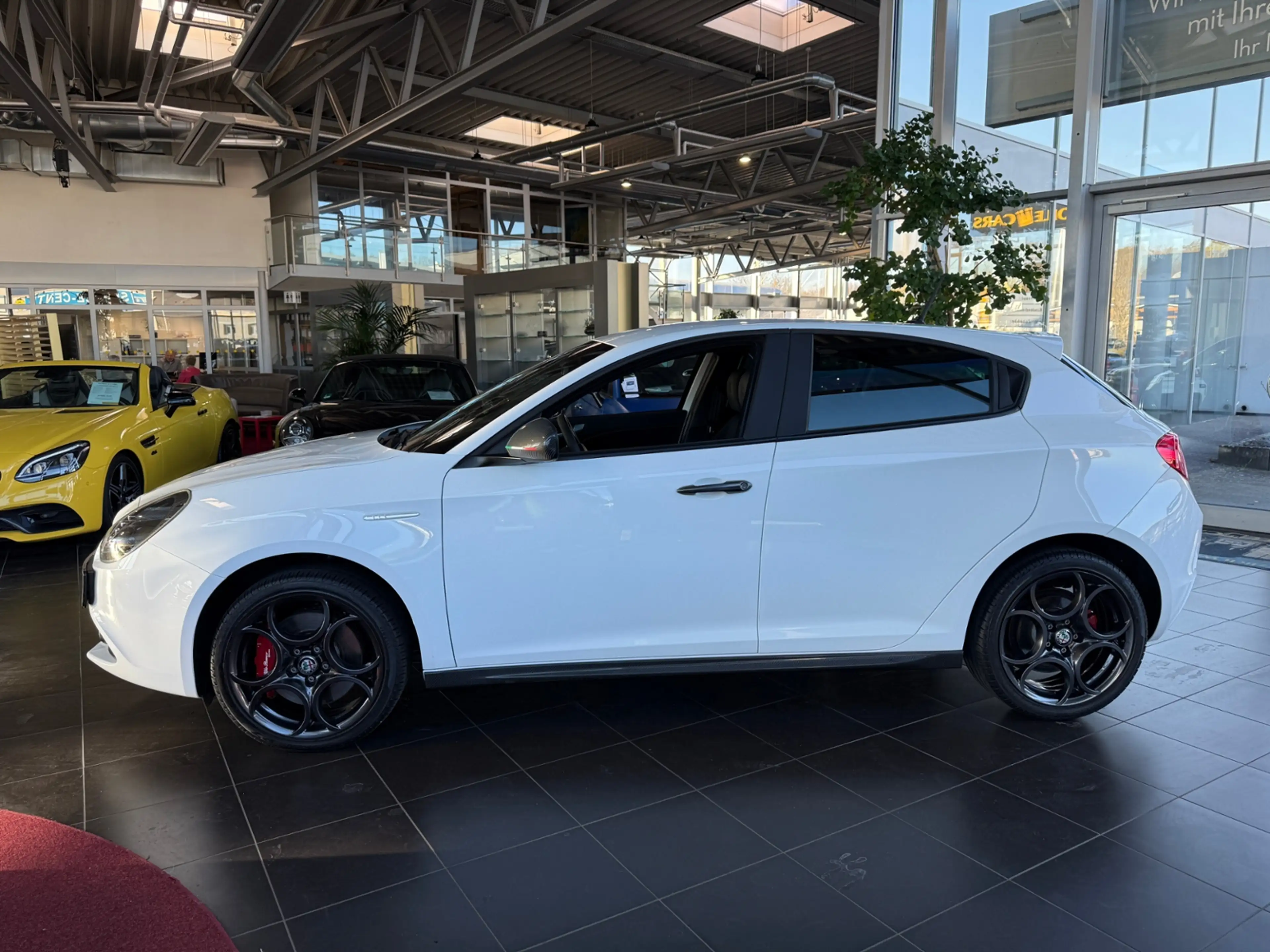 Alfa Romeo Giulietta Sport KLIMA NAVI ALU SHZ — photo 4
