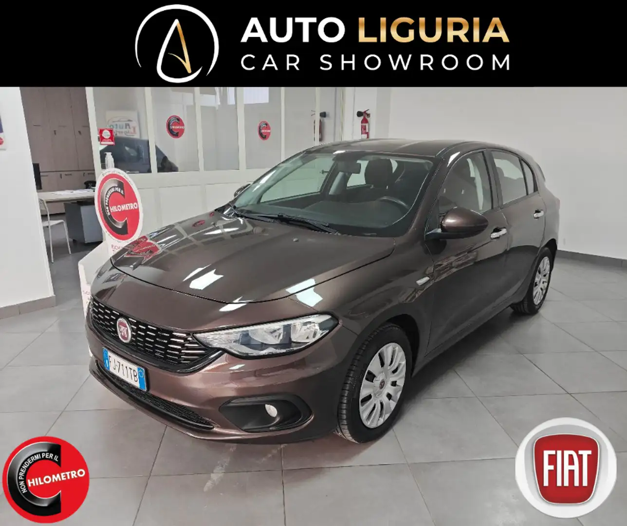 Fiat Tipo 1.4 5 porte Easy + GPL 700€ Marrón - 1
