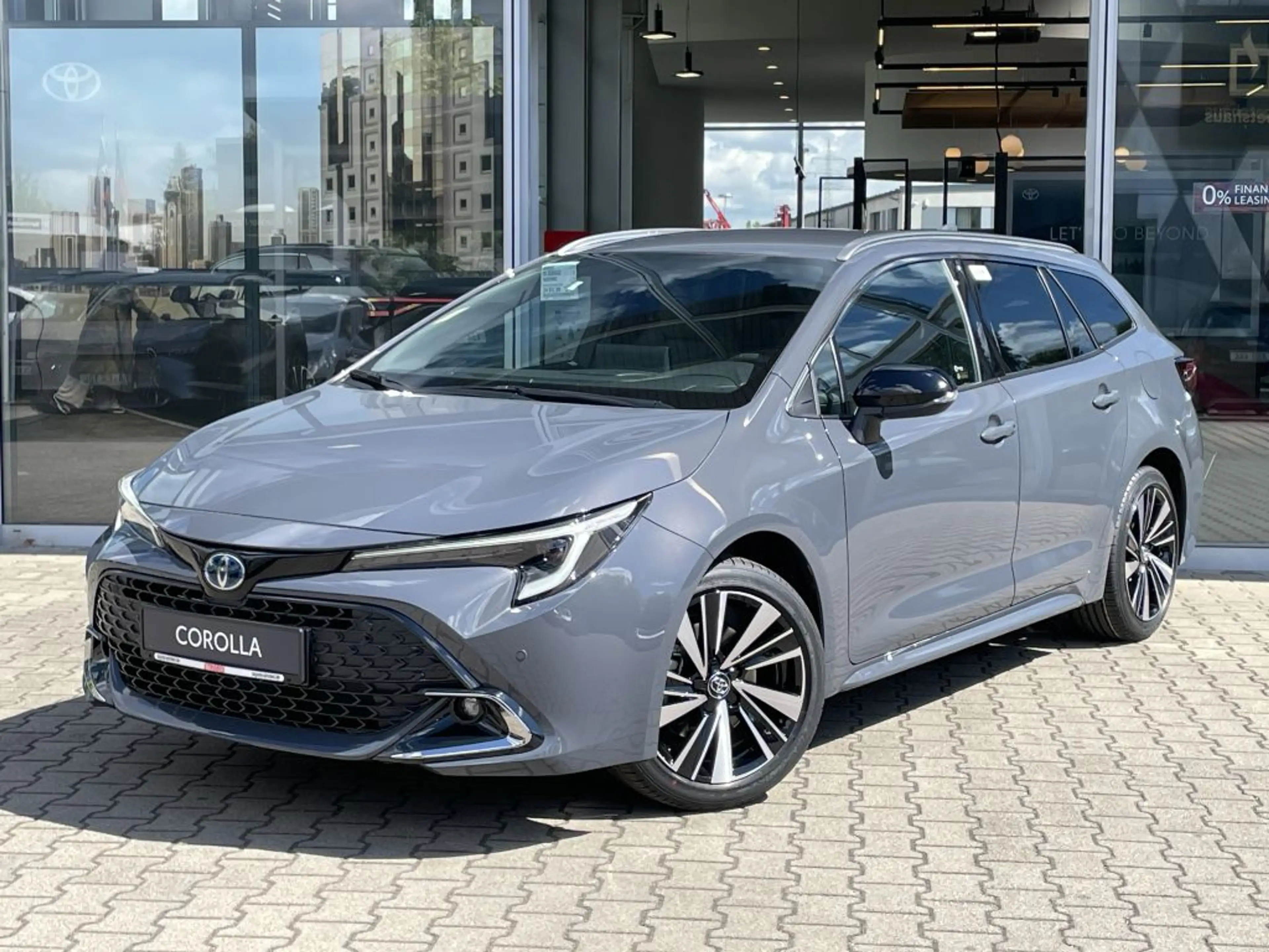 Toyota Corolla 2.0 Hybrid Touring Sports Teamplayer*Technik-P* — photo 2