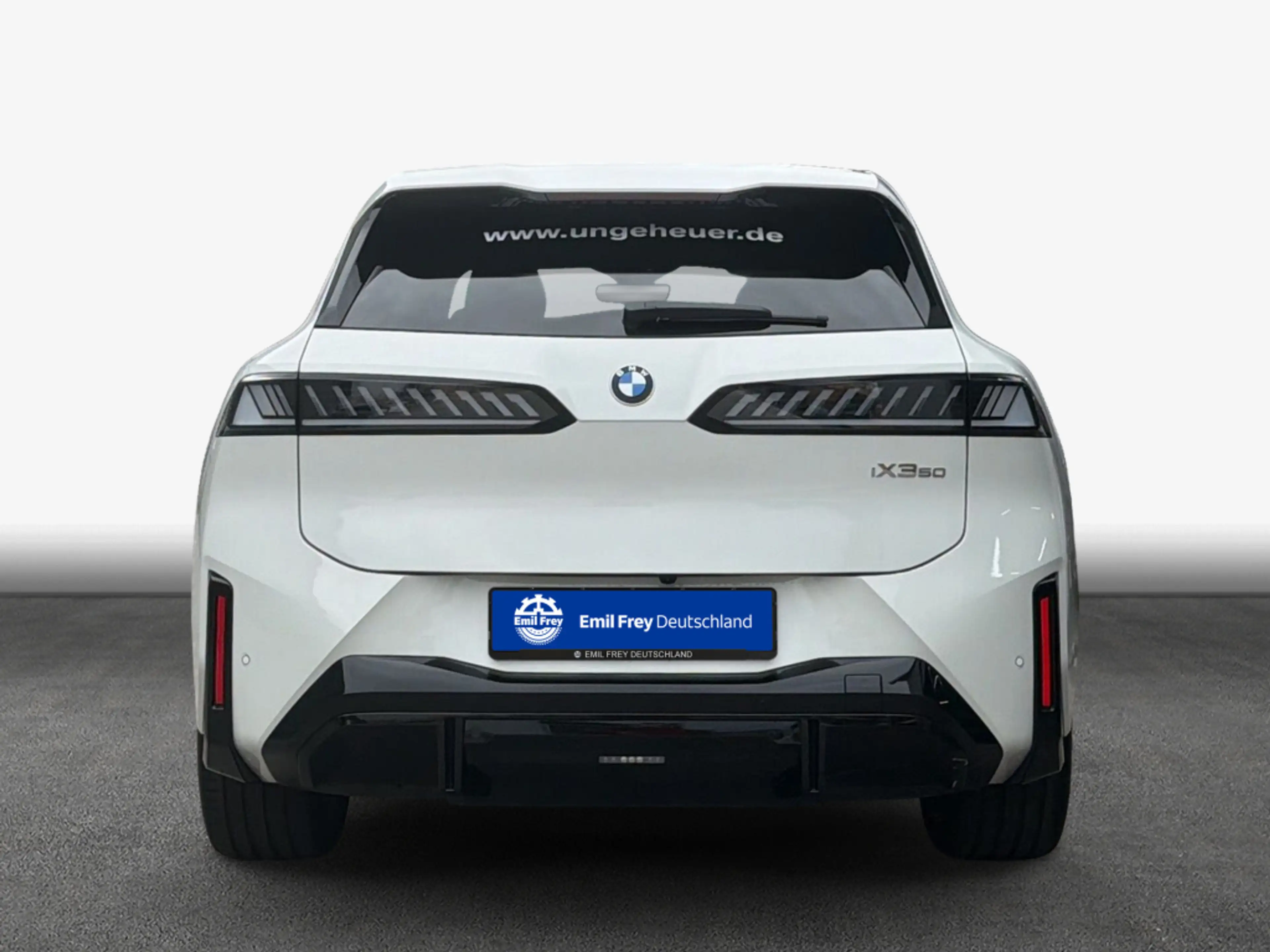 BMW iX3 50 xDrive M-PaketPro AHK Pano HeadUp H&K — photo 6