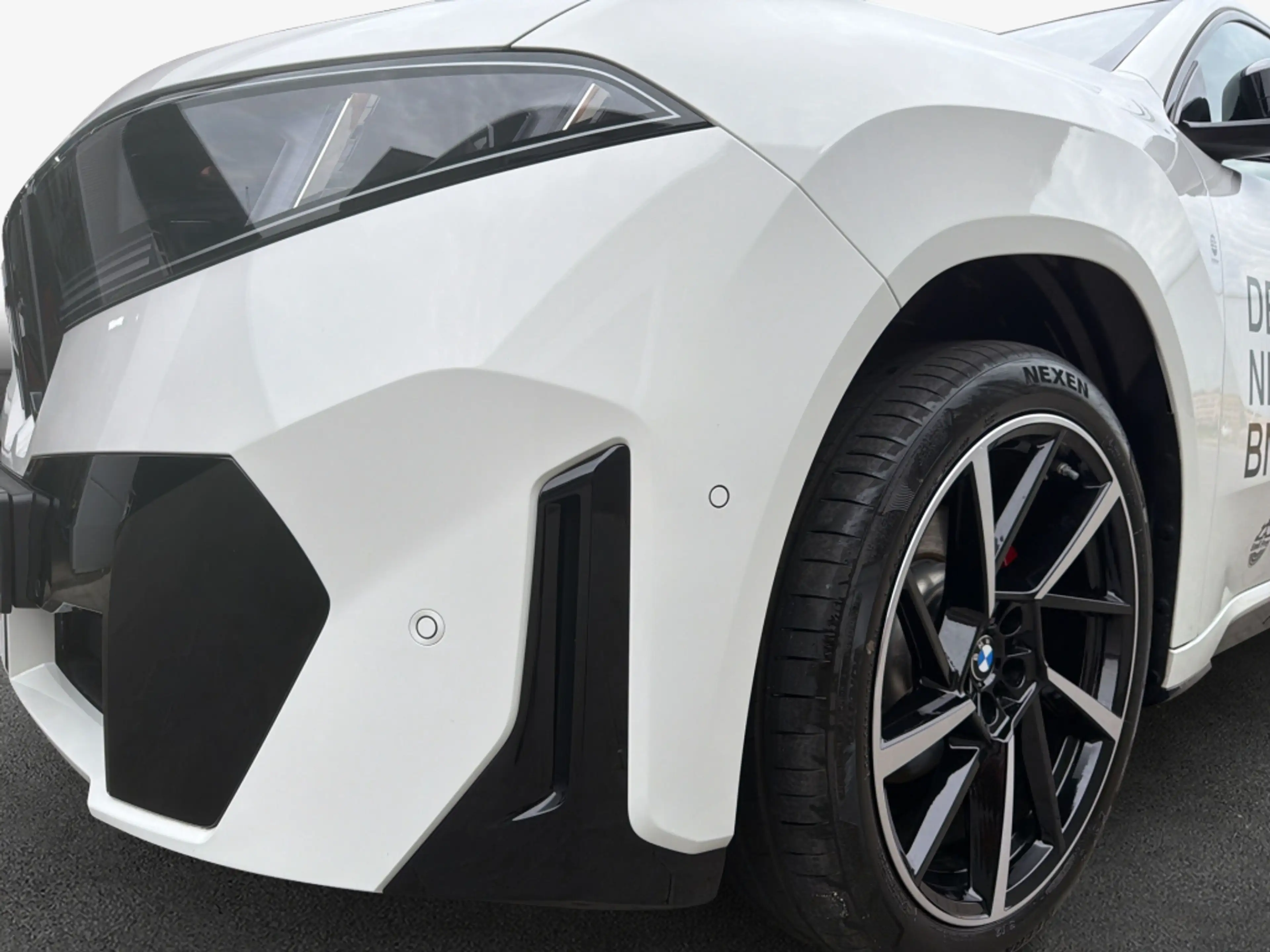 BMW iX3 50 xDrive M-PaketPro AHK Pano HeadUp H&K — photo 7