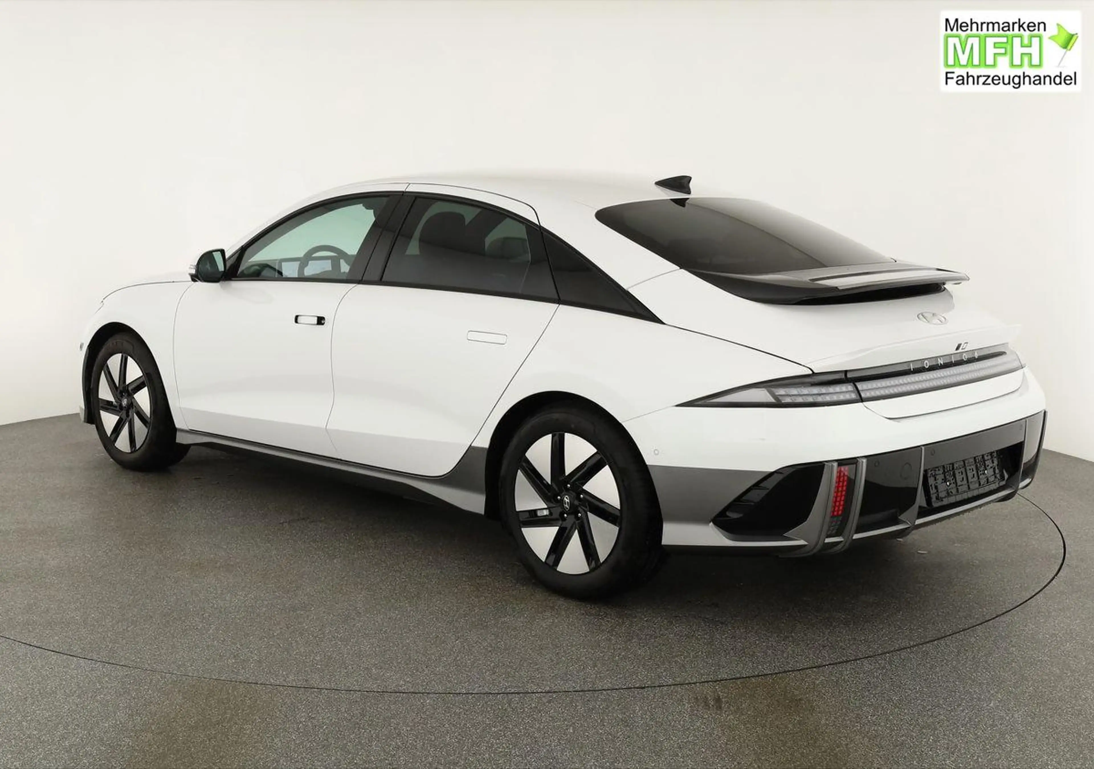 Hyundai IONIQ 6 Top Line Elektro 4WD Top-LINE 4WD, HuD, Navi, M... — photo 3