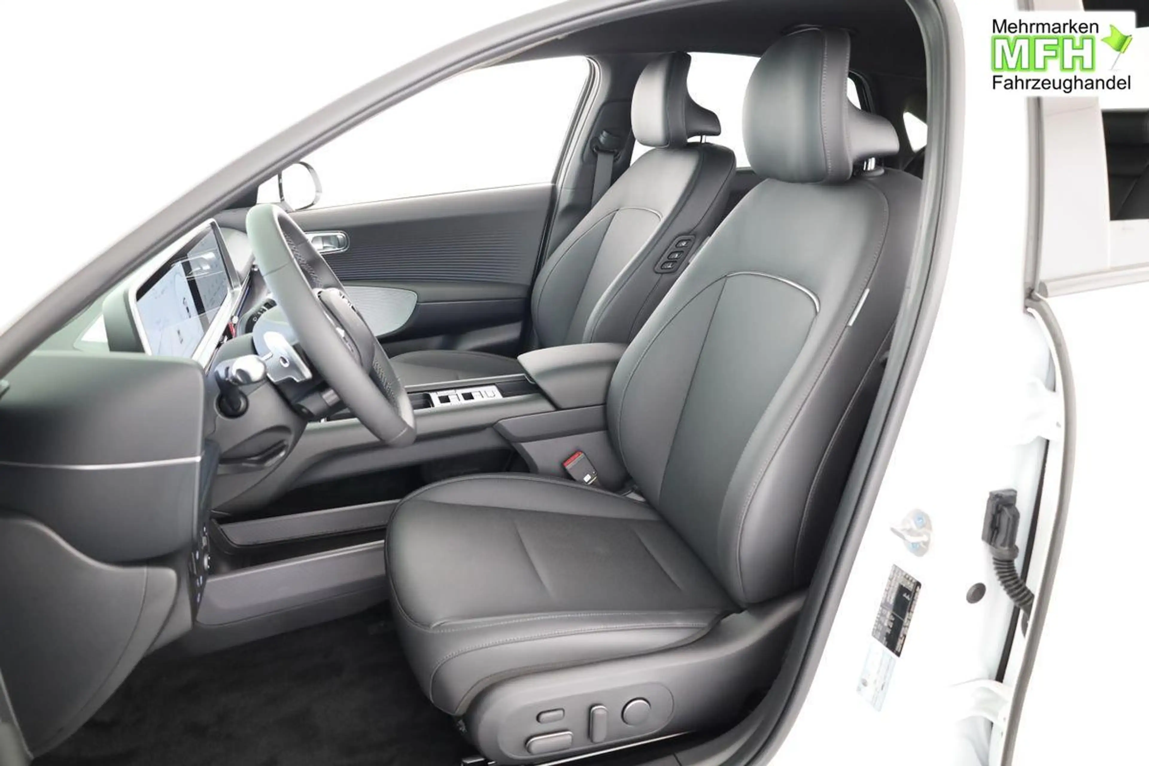 Hyundai IONIQ 6 Top Line Elektro 4WD Top-LINE 4WD, HuD, Navi, M... — photo 11