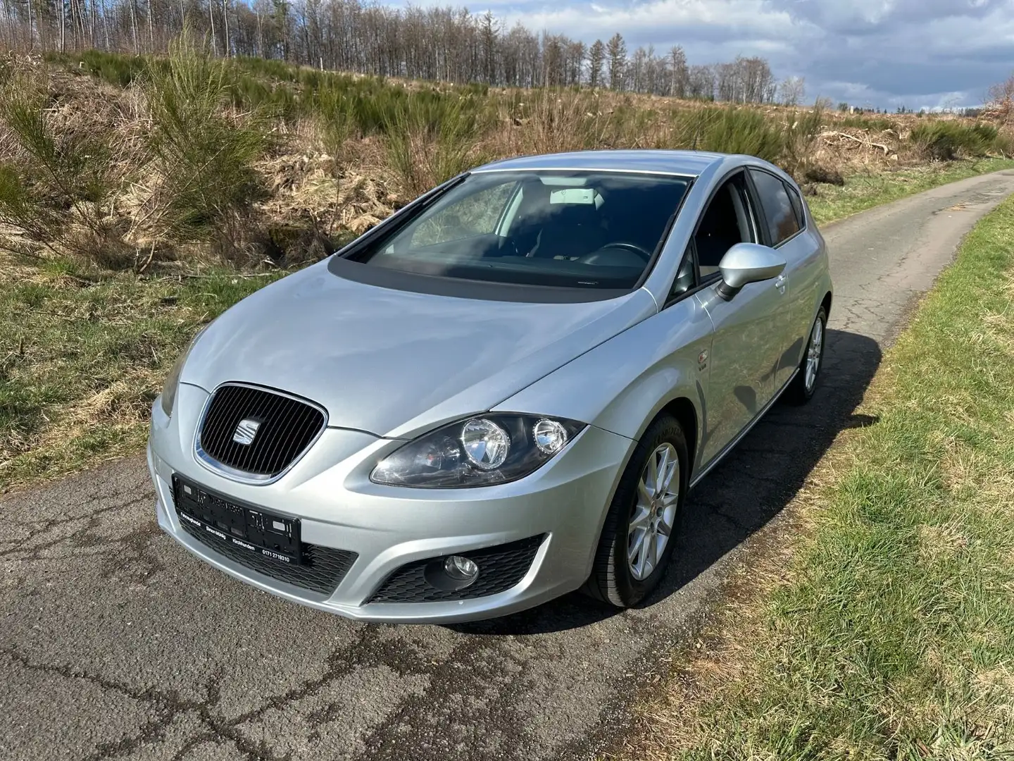 SEAT Leon Stylance 1,4TSI erst 75.000km Silber - 1