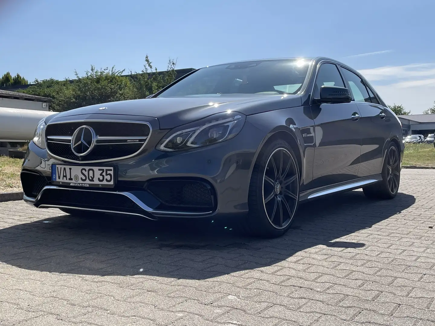 Mercedes-Benz E 63 AMG S 4Matic Speedshift MCT Сірий - 2