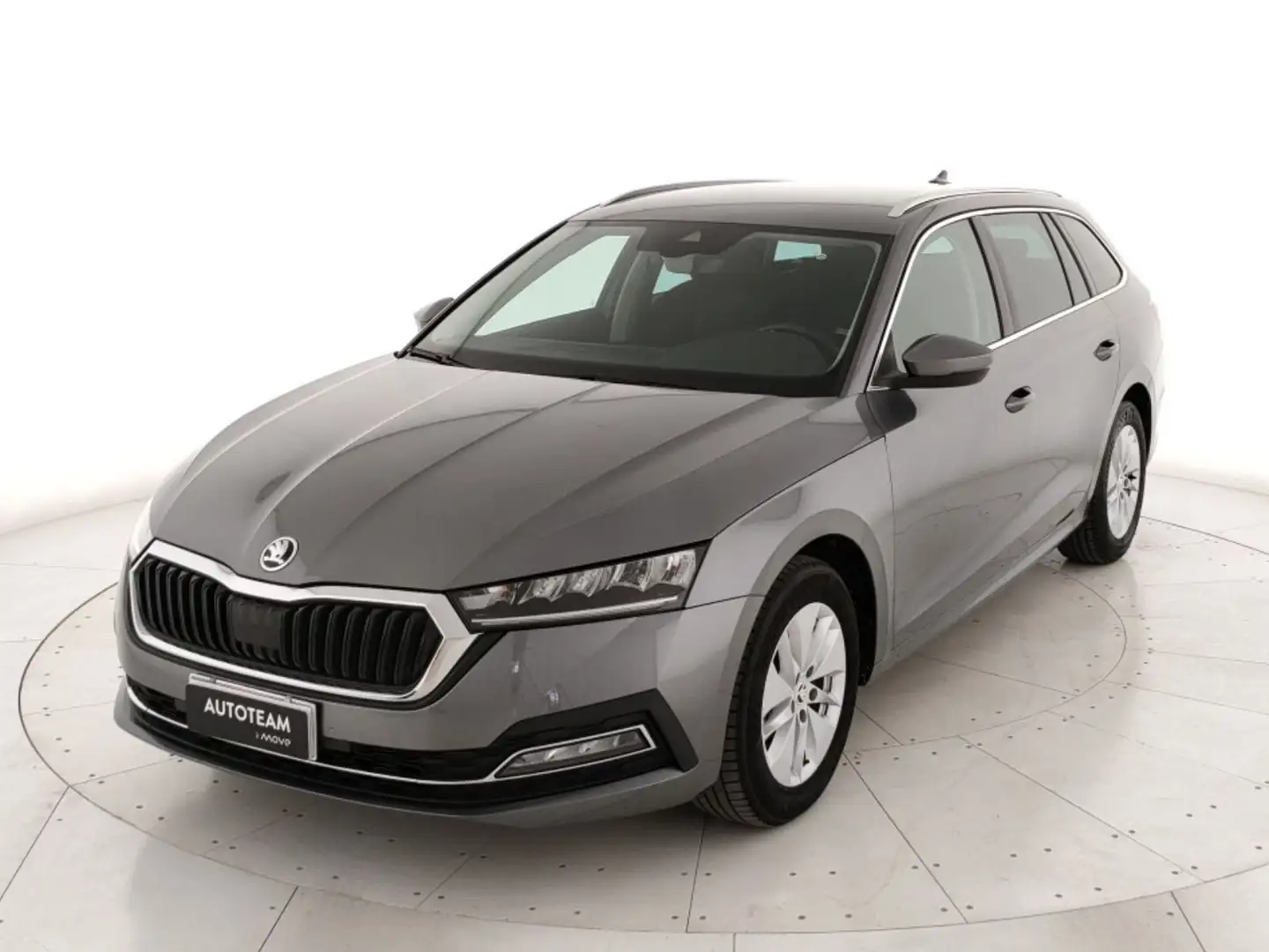 Skoda Octavia Wagon 1.5 e-tec Executive dsg Grigio - 1