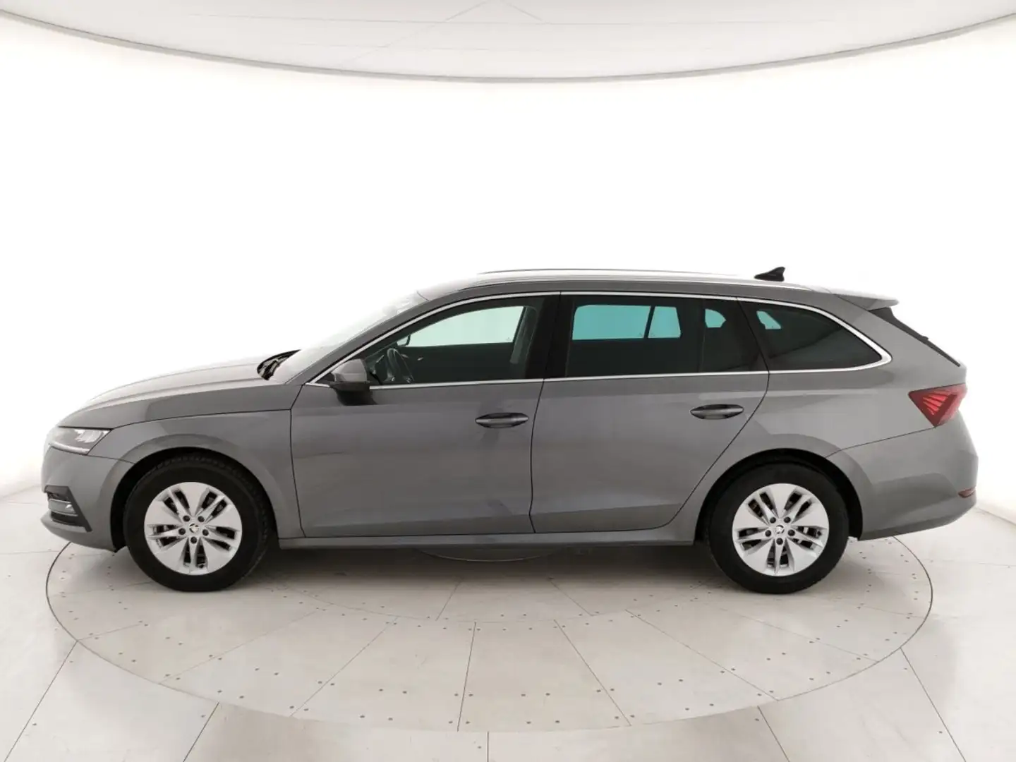 Skoda Octavia Wagon 1.5 e-tec Executive dsg Grigio - 2