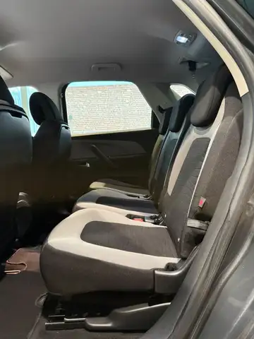 Citroen C4 Picasso view 13