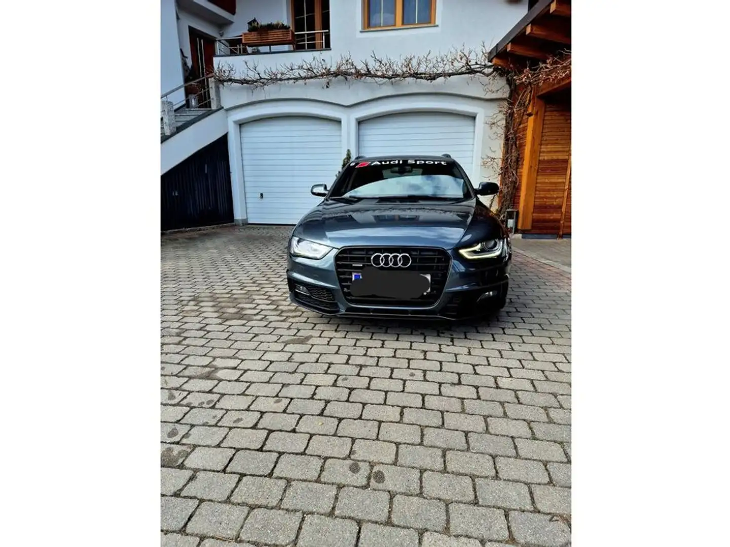Audi A4 Avant Quattro 2,0TDi Gris - 1