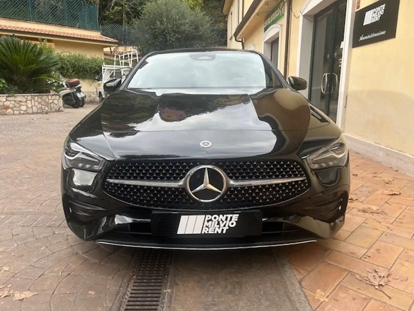 Mercedes-Benz CLA 200 CLA Sh.Brake Shooting Braked AMG Line Premium auto Nero - 2