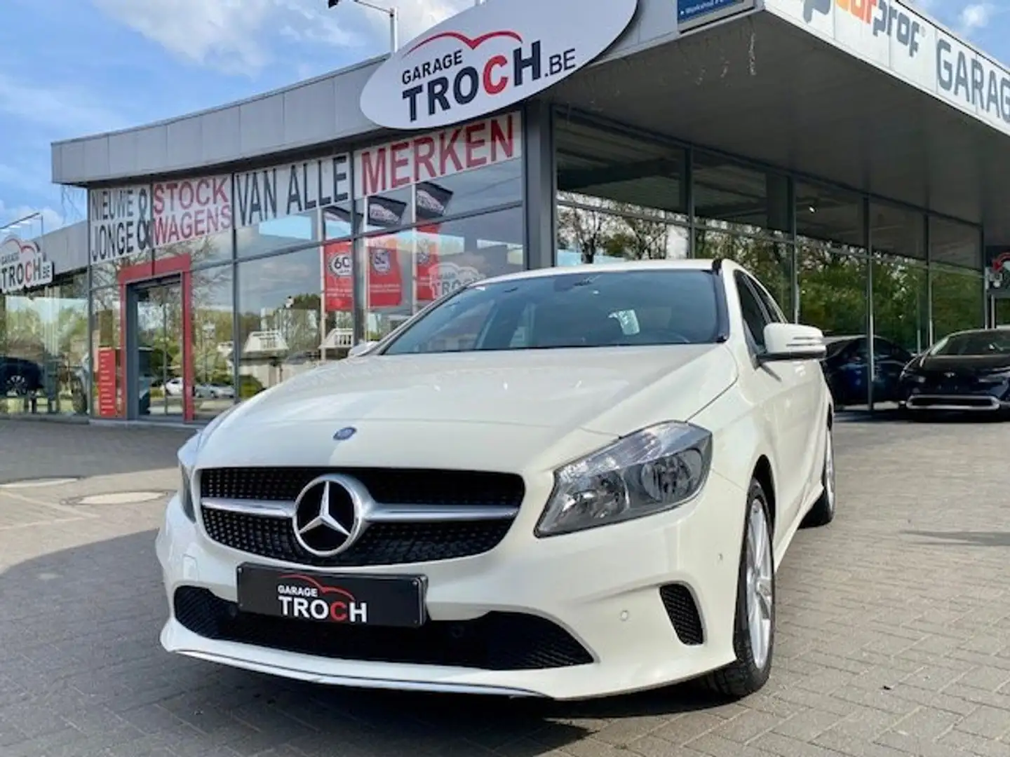 Mercedes-Benz A 180 Edition 122 PK Automaat/Navi/Sens. V&A/Garantie Wit - 1