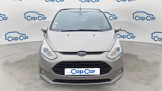 Ford B-Max view 5